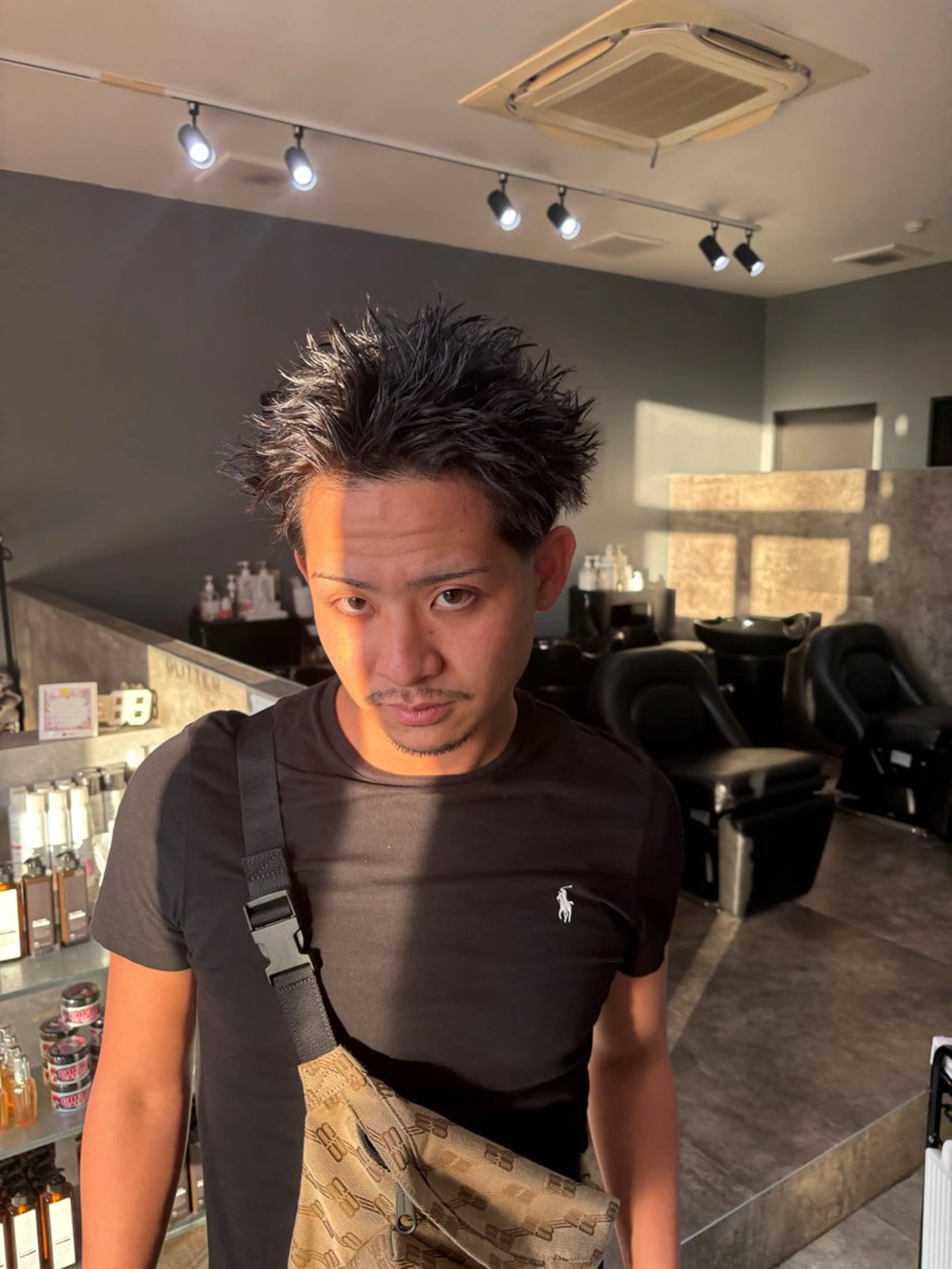 ショート メンズ メンズパーマ メンズツイストパーマ ツイストパーマ カット パーマ ✂︎GLITTER ✂︎東ヶ崎　湧✂︎のヘアスタイル