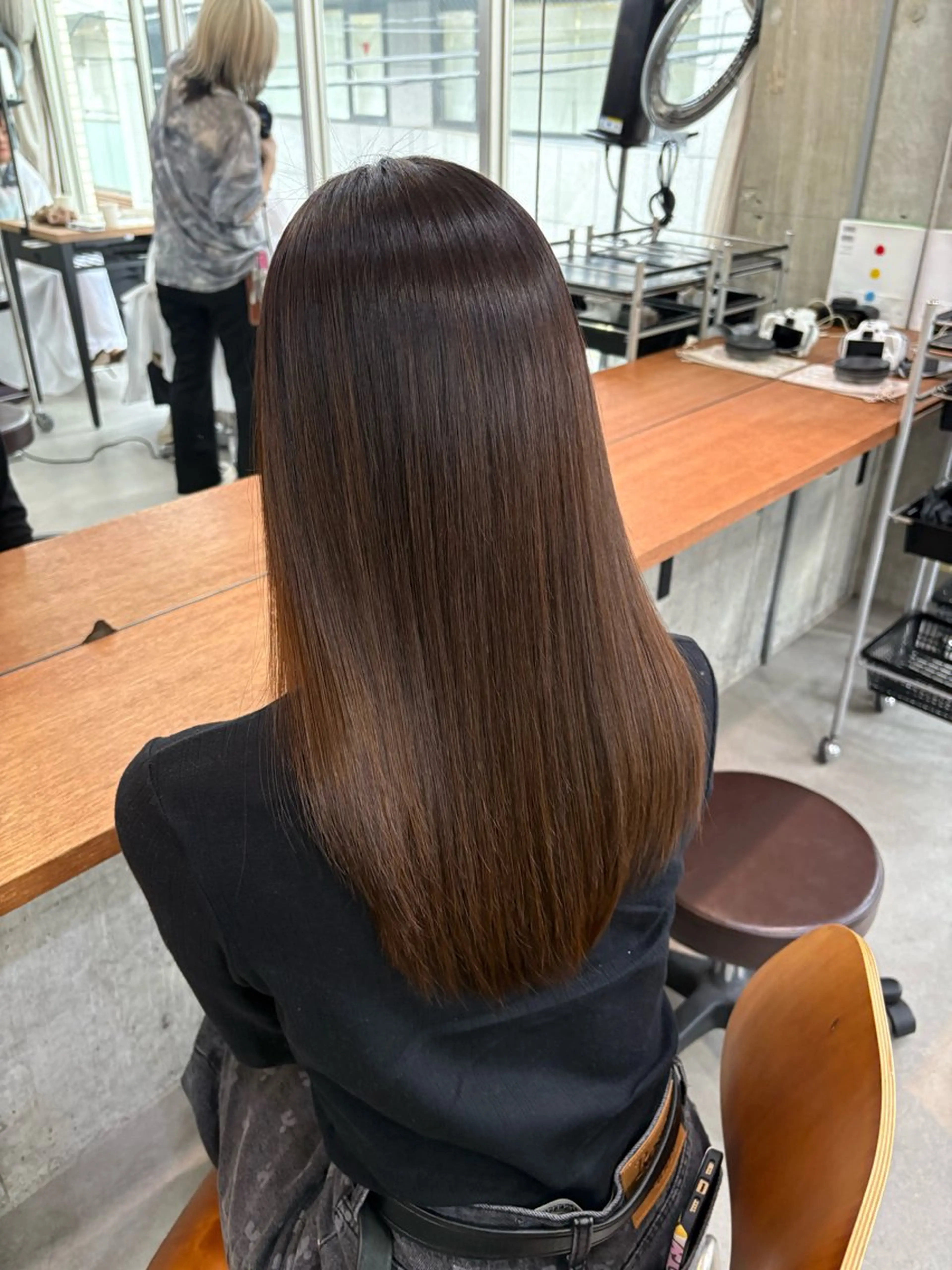 セミロング トリートメント 髪質改善／縮毛矯正 関根青葉のヘアスタイル