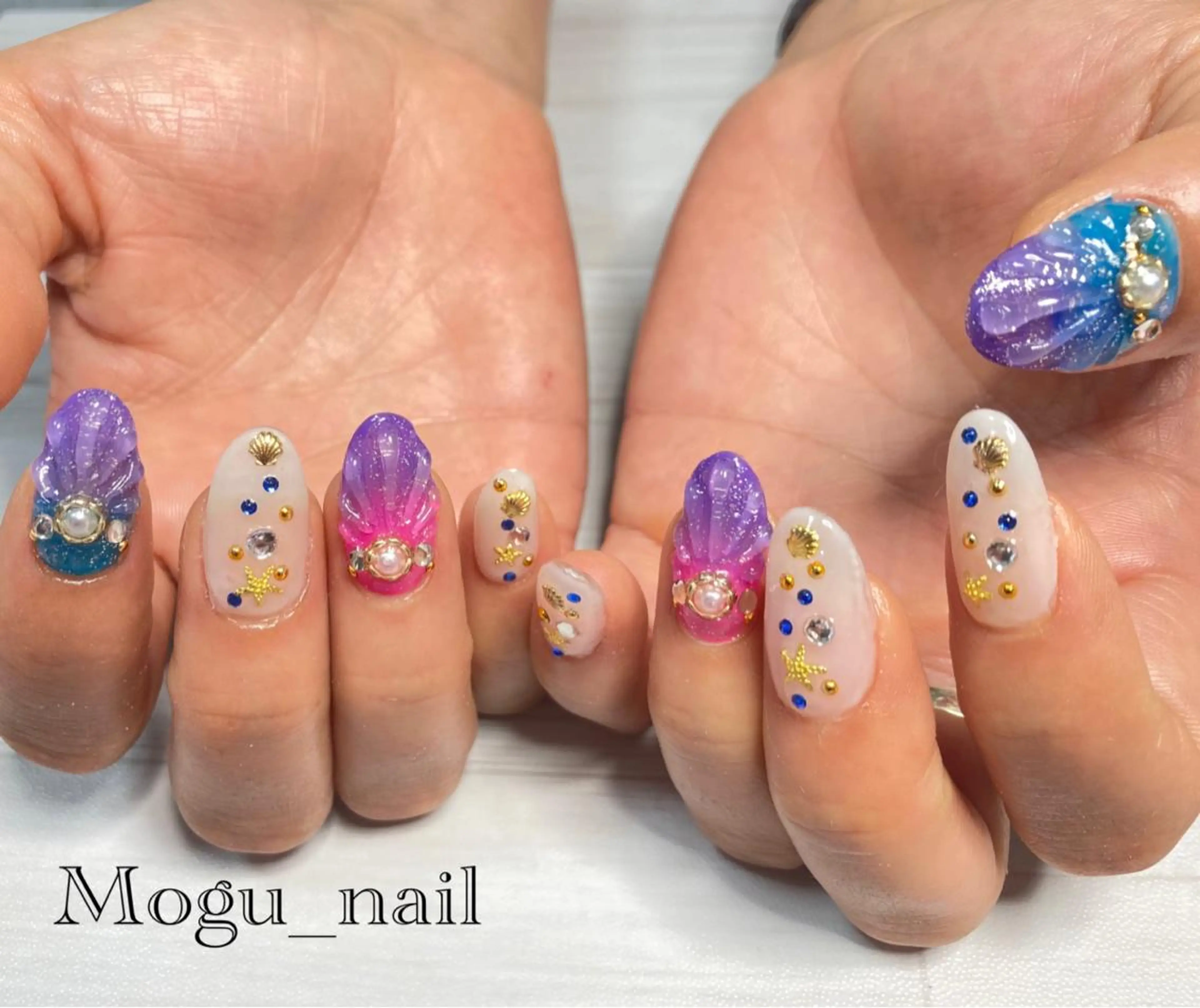 ネイル Mogu_ nailのネイルデザイン