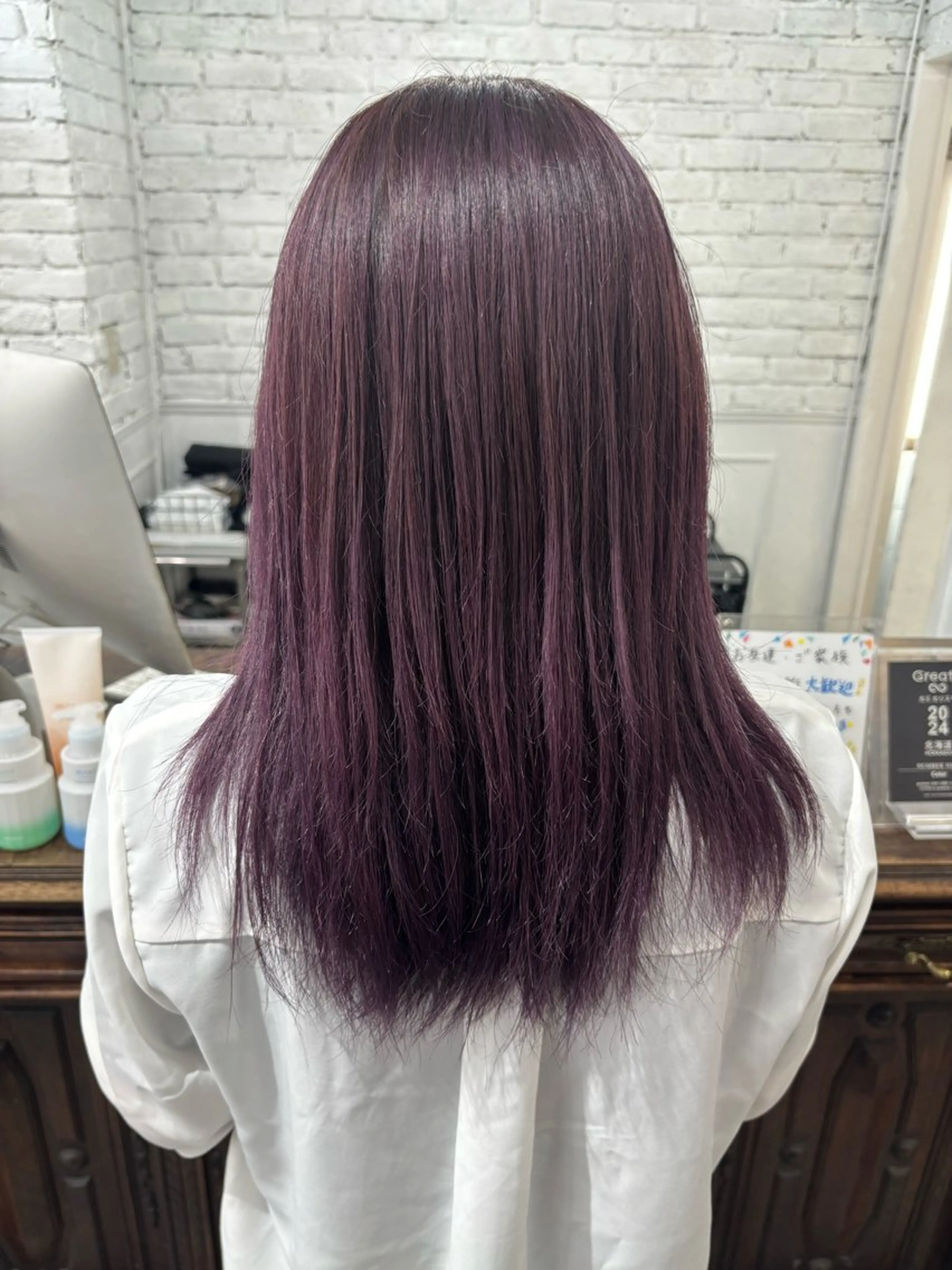 ロング カラー ナンバーナイン所属・佐藤 莉子のヘアスタイル