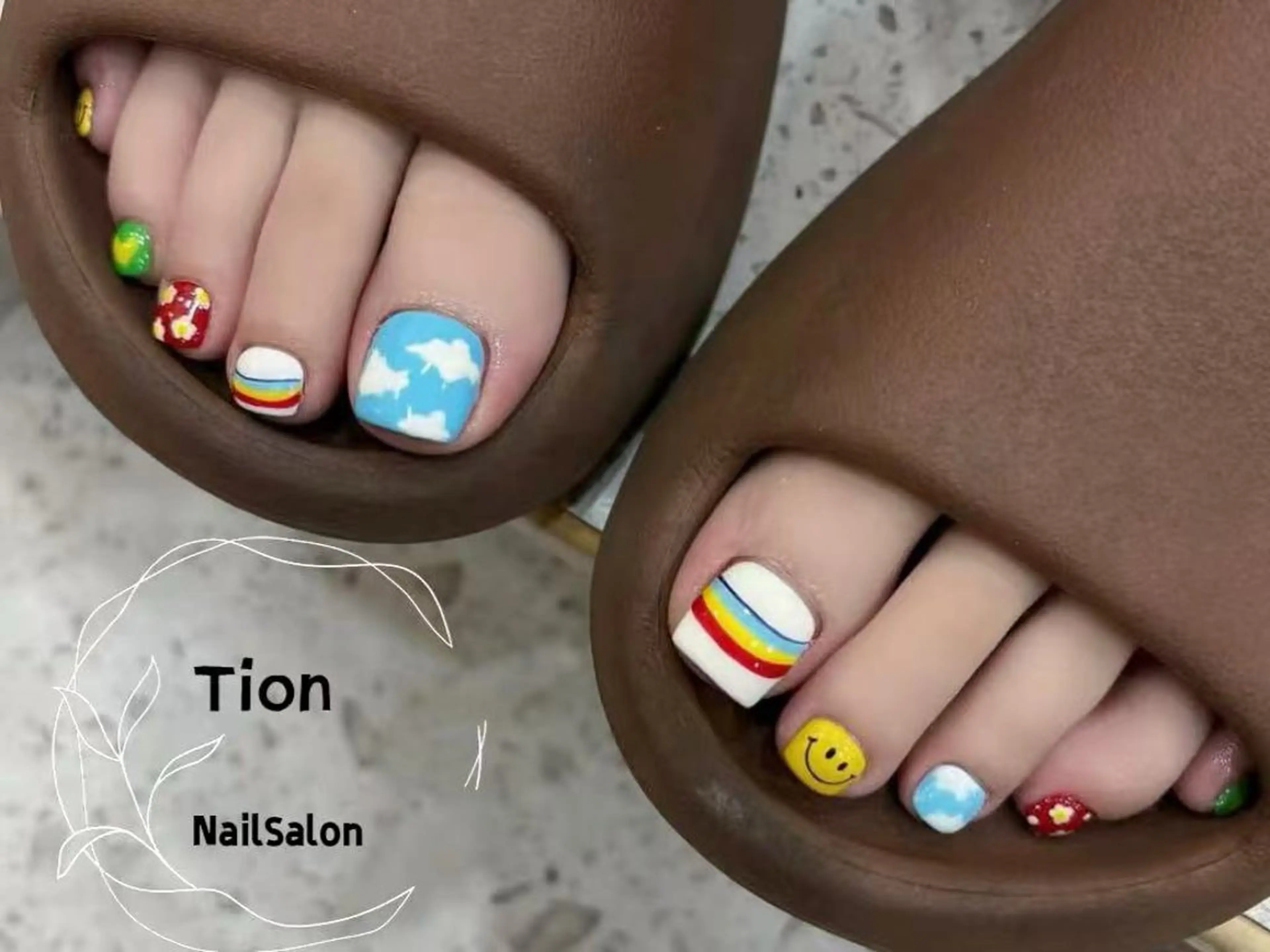 ネイル チークネイル 長さ出し フットネイル フレンチネイル ジェルネイル Nailsalon Tion武蔵小杉店のネイルデザイン