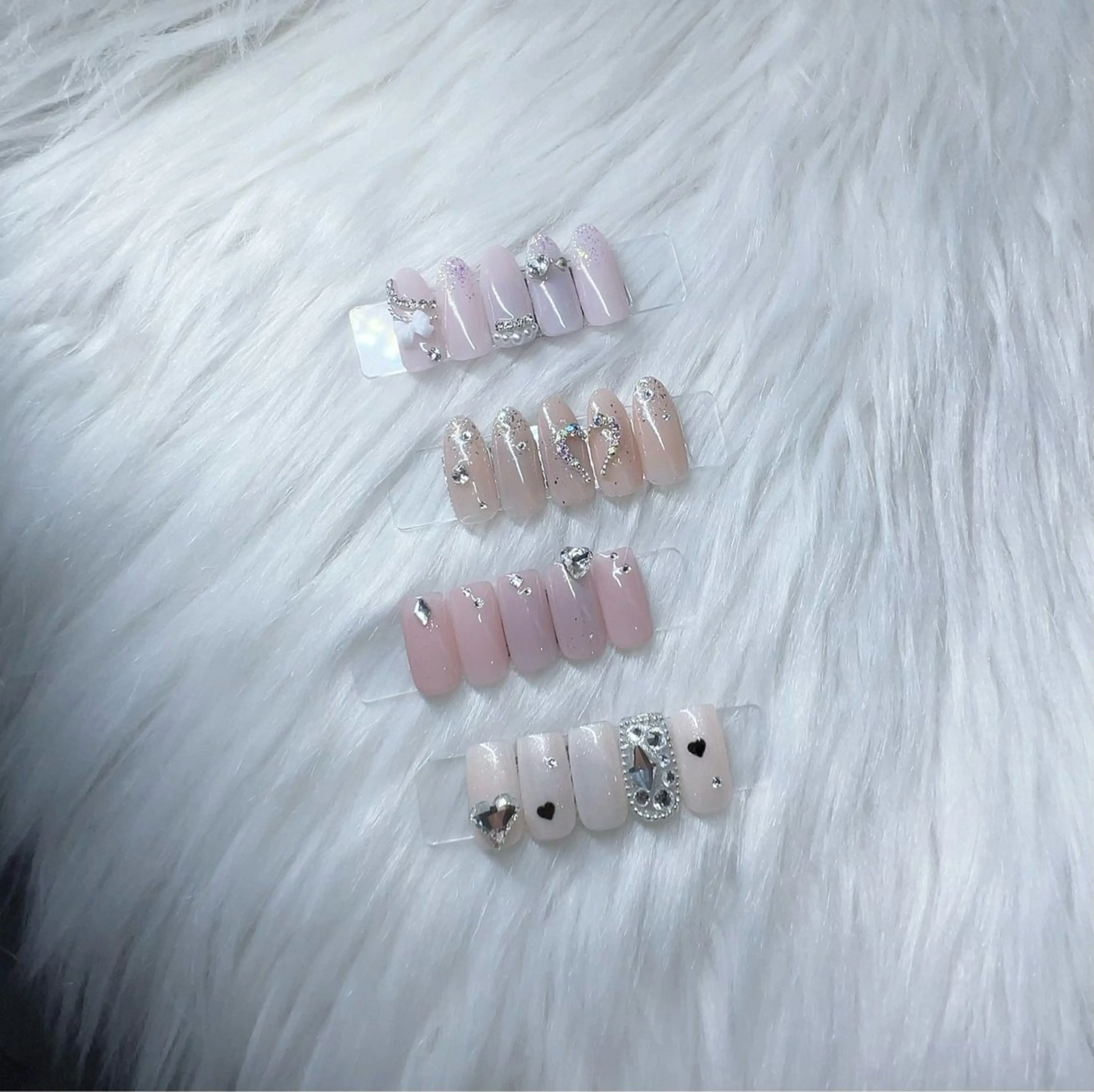 ネイル ハート Lino+ ネイル&よもぎ蒸しのネイルデザイン