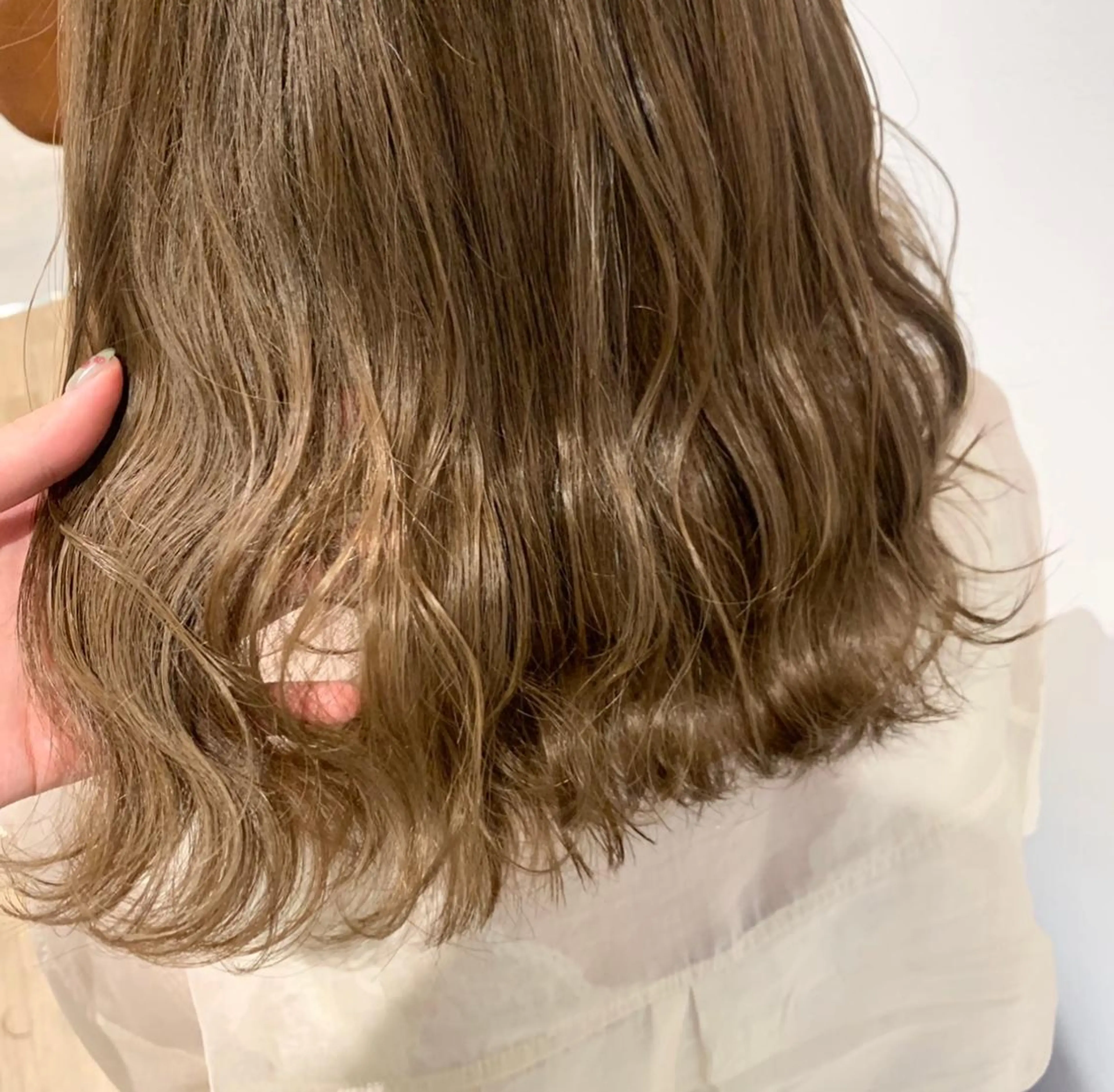 ミディアム カラー newi梅田🫧韓国 ヘア🫧sakiのヘアスタイル