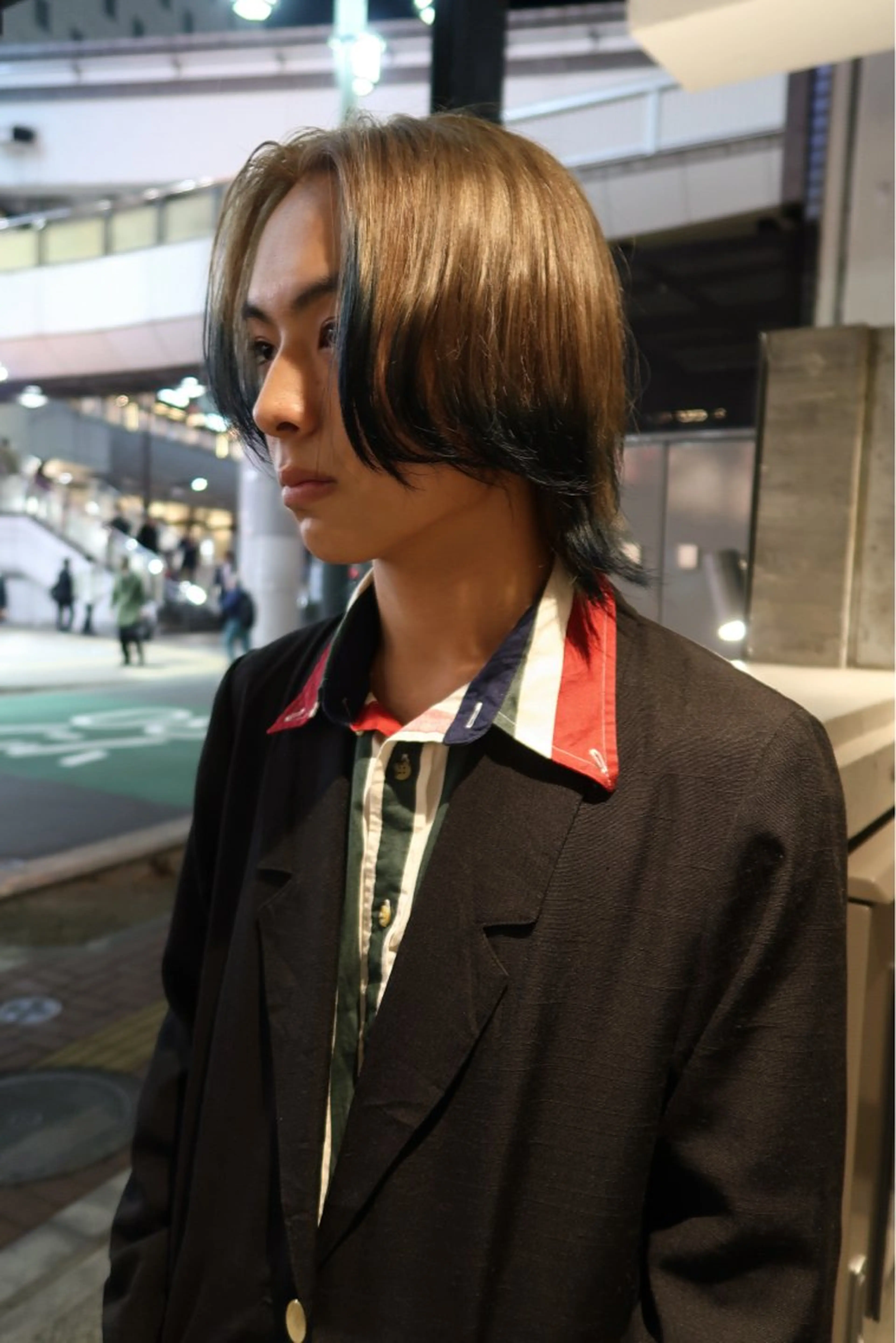 ショート カラー メンズ メンズブリーチ メンズハイトーン メンズインナーカラー ブリーチ ケアブリーチ Rei/ 縮毛矯正/ ハイライトカラー募集のヘアスタイル