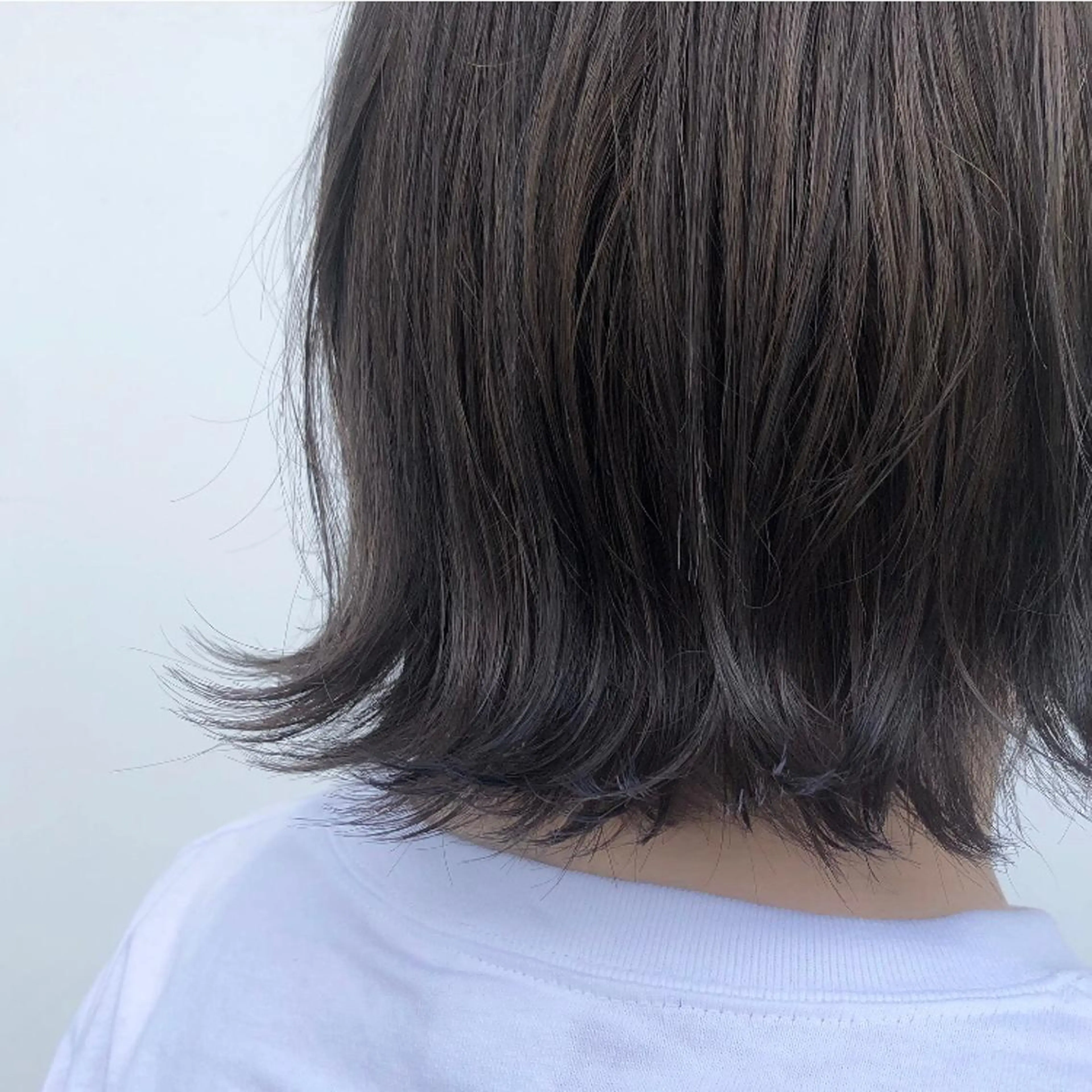 ショート カラー 透明感カラー カトウ ユウカのヘアスタイル