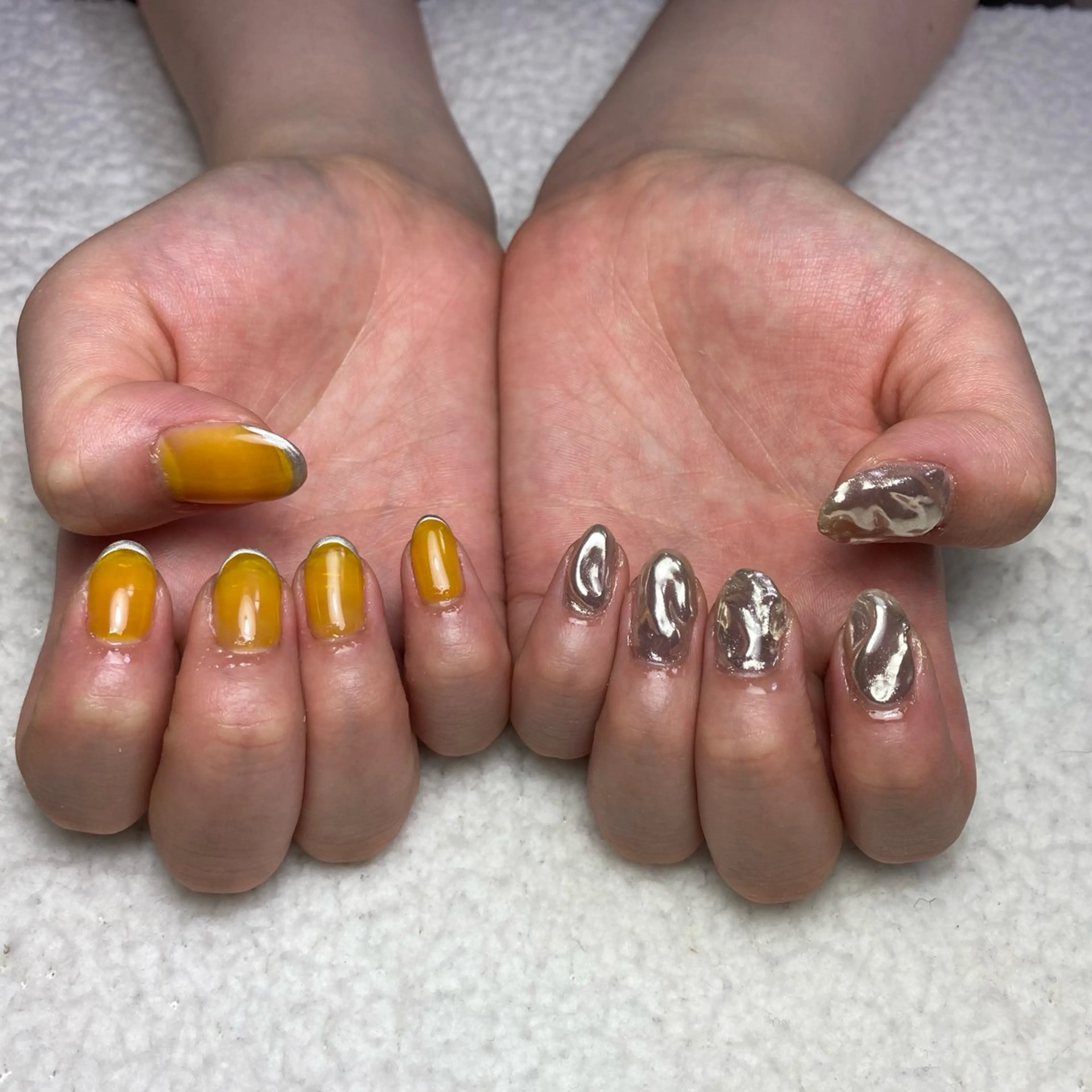 ネイル ミラーネイル ハンドネイル COCO+所属・COCO +のエステ・リラクイメージ