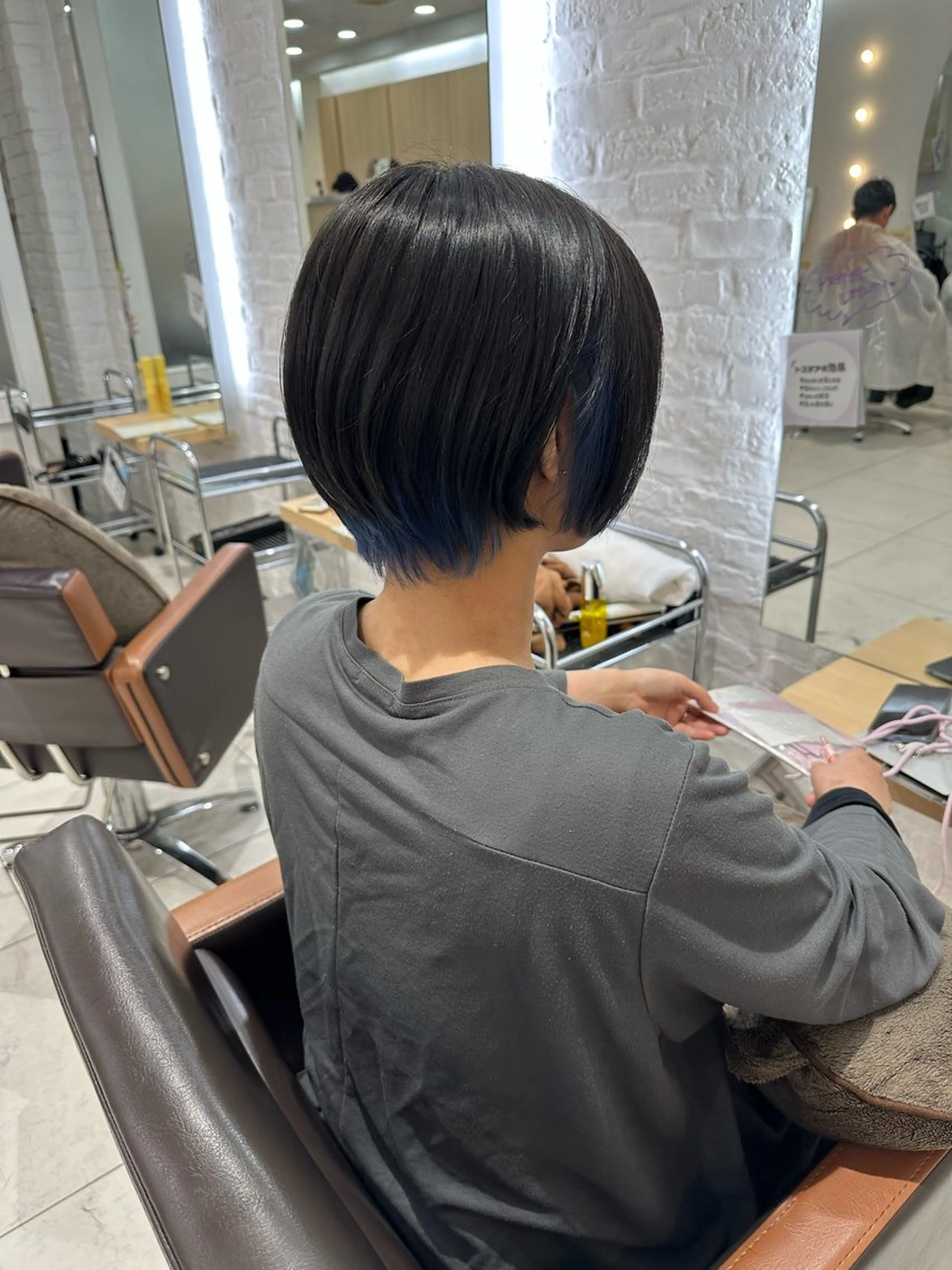 ショート カラー ブルーカラー ショートヘア カット トリートメント 山下恋佳/矢場町/ ブリーチ/ショートのヘアスタイル