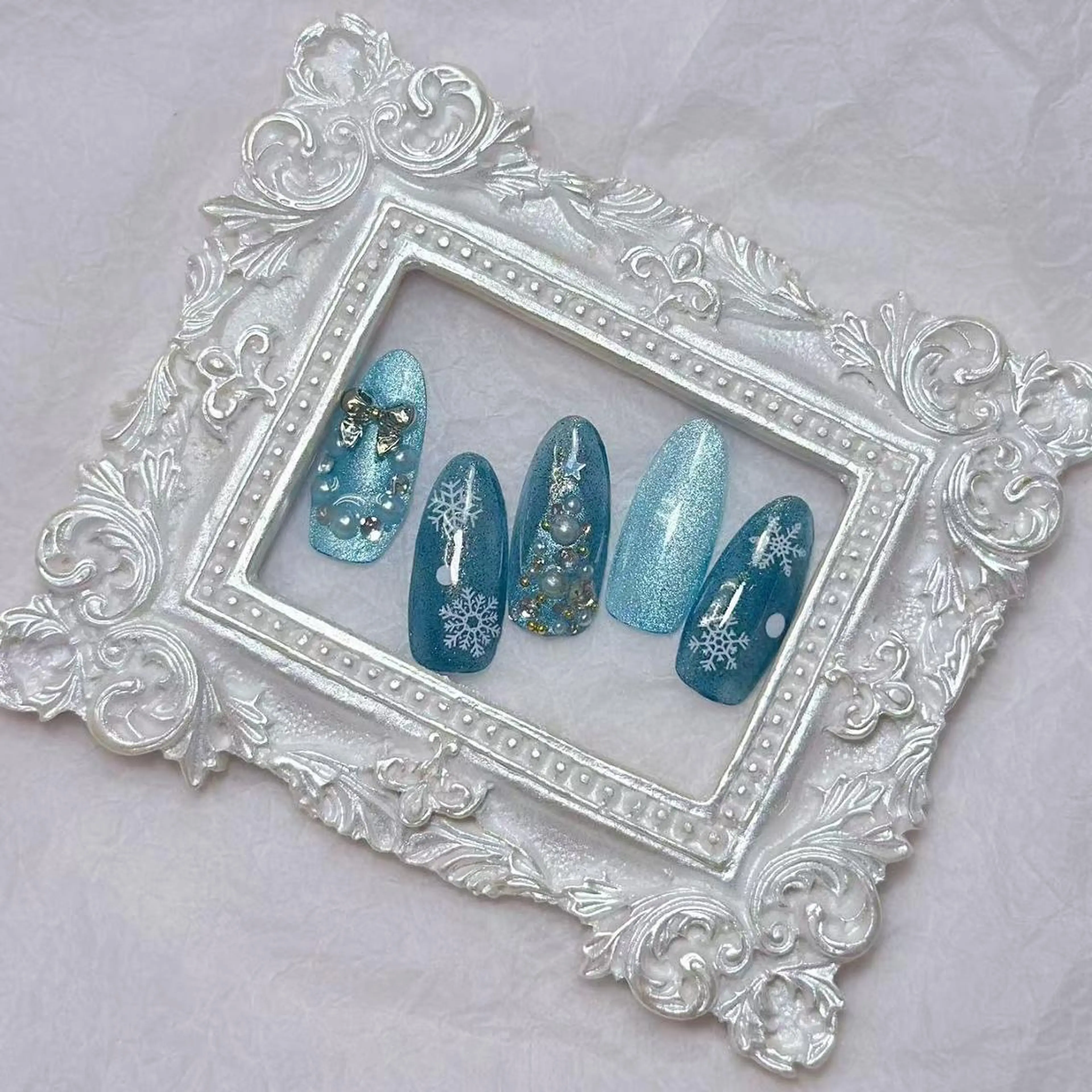 ネイル アートネイル オーロラネイル ガーリー キラキラネイル マグネットネイル Diamond NAIL💝のネイルデザイン