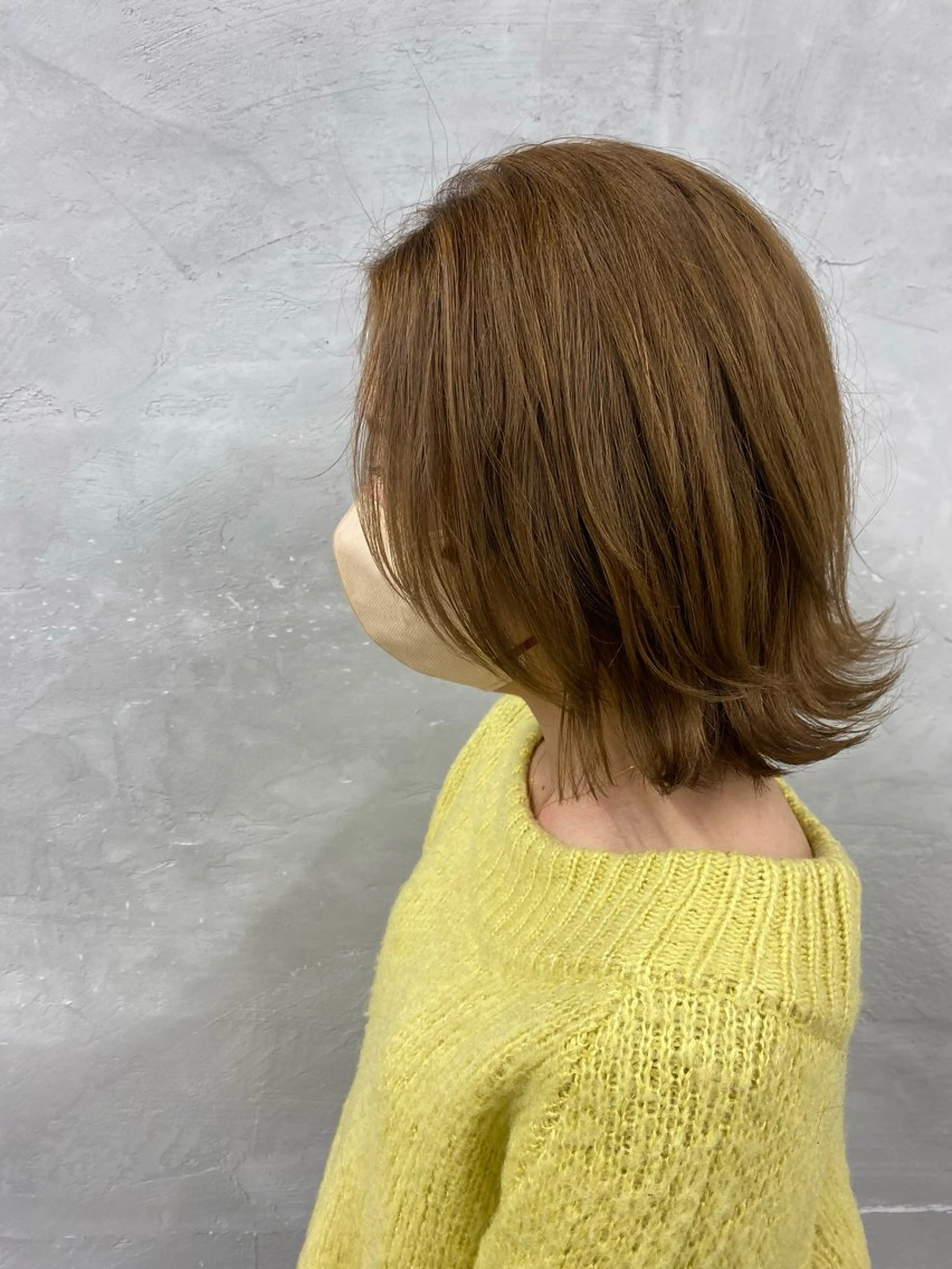 ミディアム ボブ 外ハネヘア カット ヘアカラー パーマ⚡️nifty KENTOのヘアスタイル