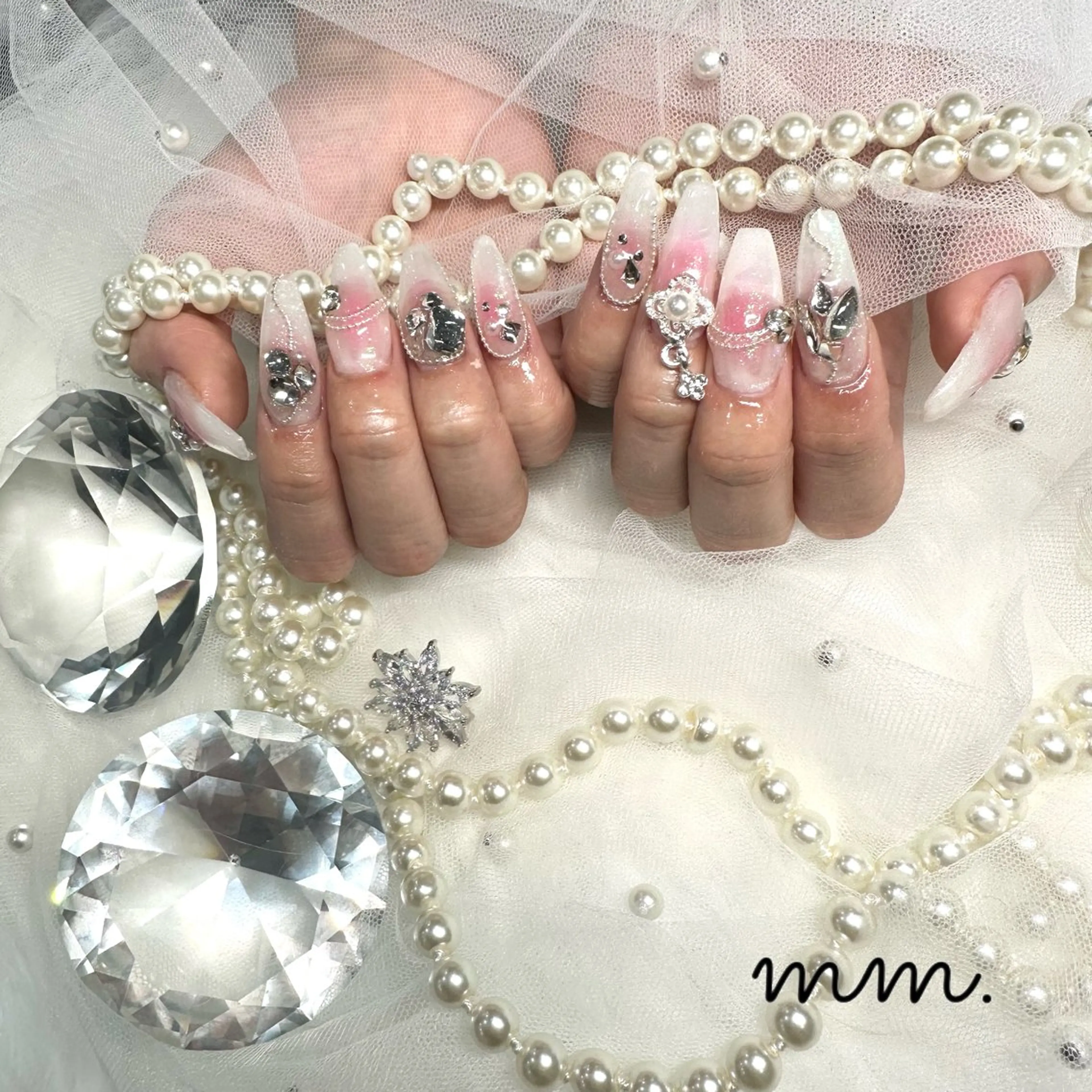 ネイル ハンドネイル 🩷🩵mm.大宮 Riyo🧸🩵🩷のネイルデザイン