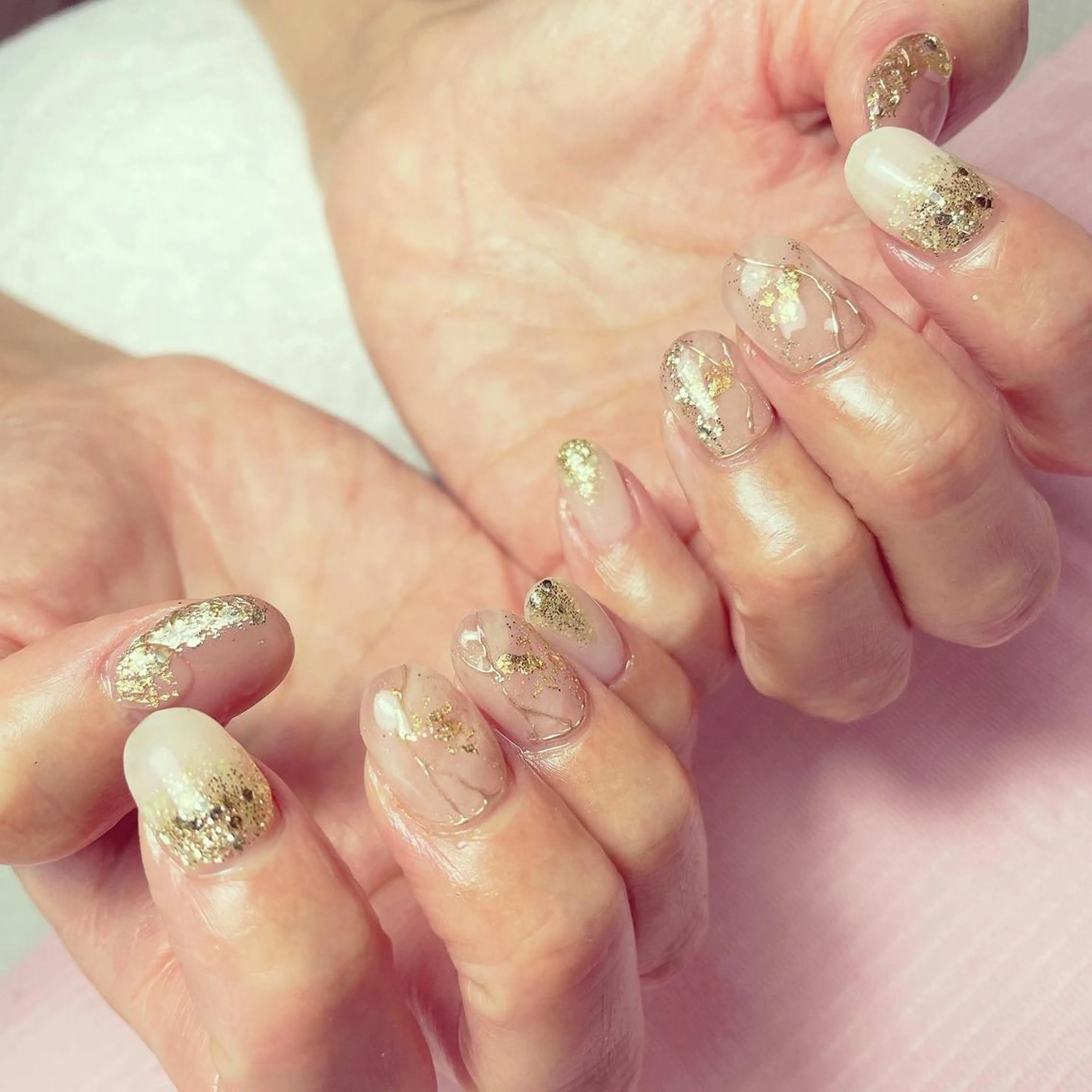 ネイル ニュアンスネイル 加瀬 アンジェリーのネイルデザイン