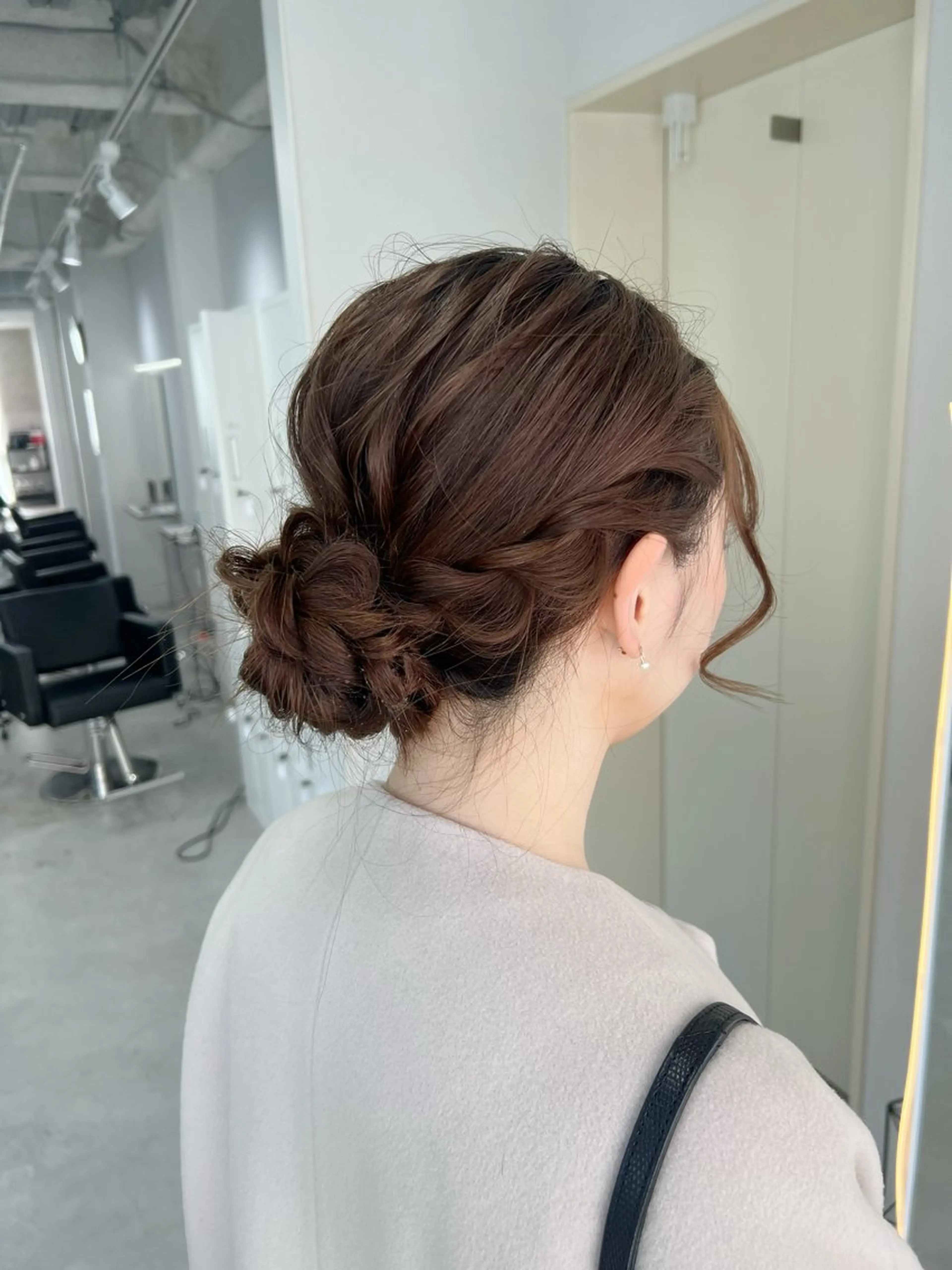 ミディアム ヘアセット maya レイヤーカットのヘアスタイル