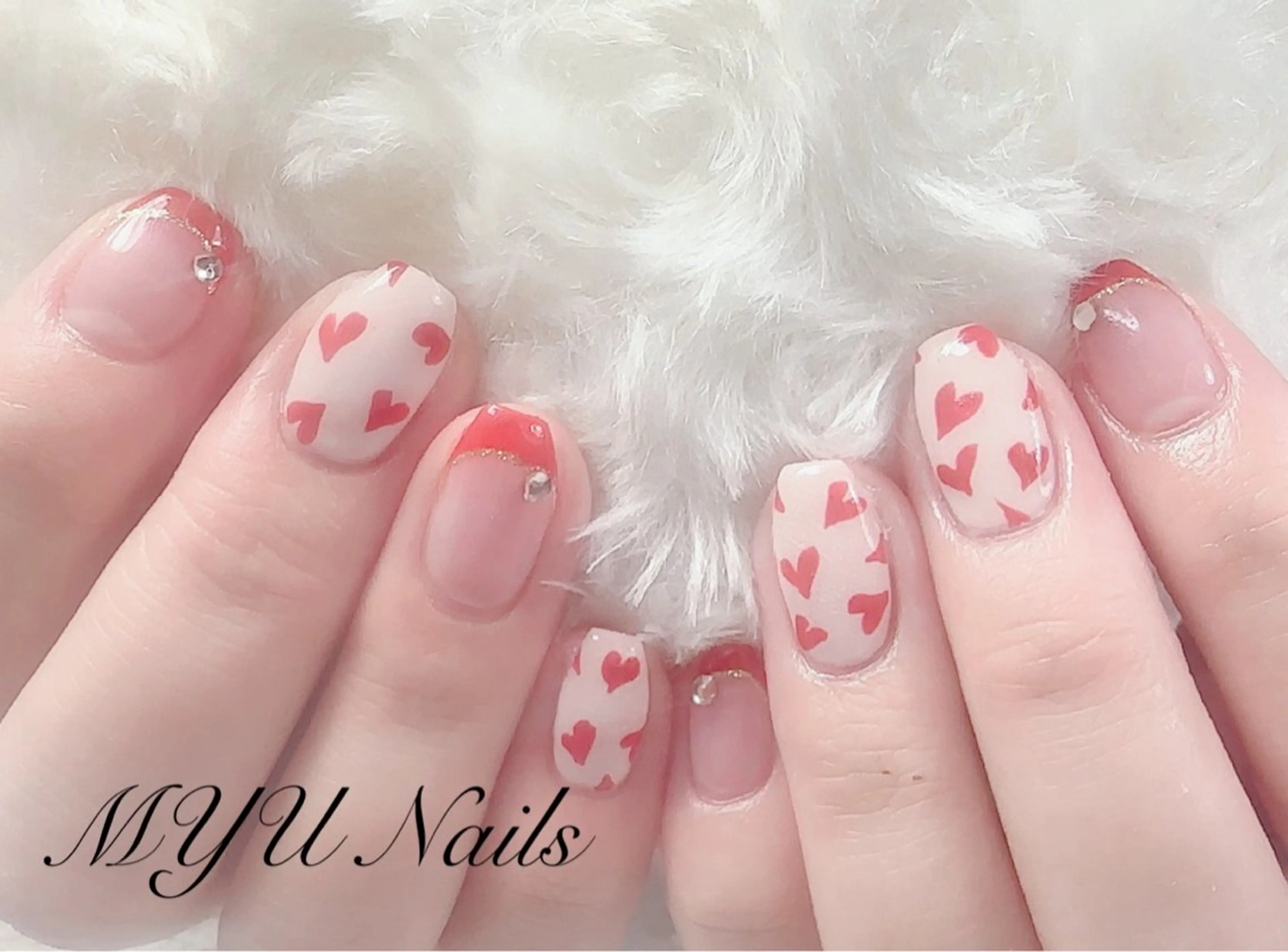 ネイル ジェルネイル ハート 持ち込み ニュアンスネイル パラジェル ハンドネイル MYU Nails所属・MYU Nailsのネイルデザイン