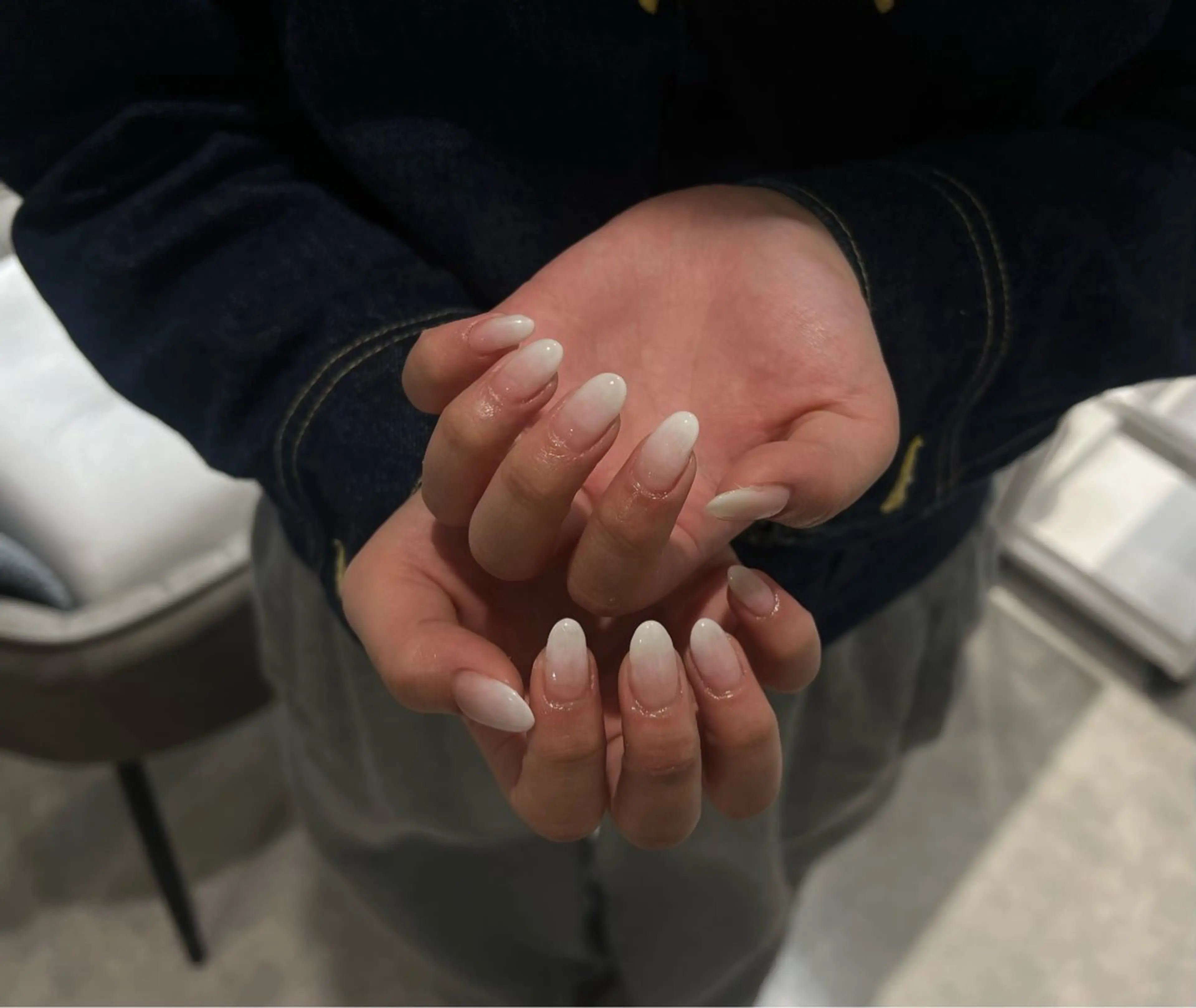 ネイル ホワイト ハンドネイル DL•BEAUTY / YUIのネイルデザイン