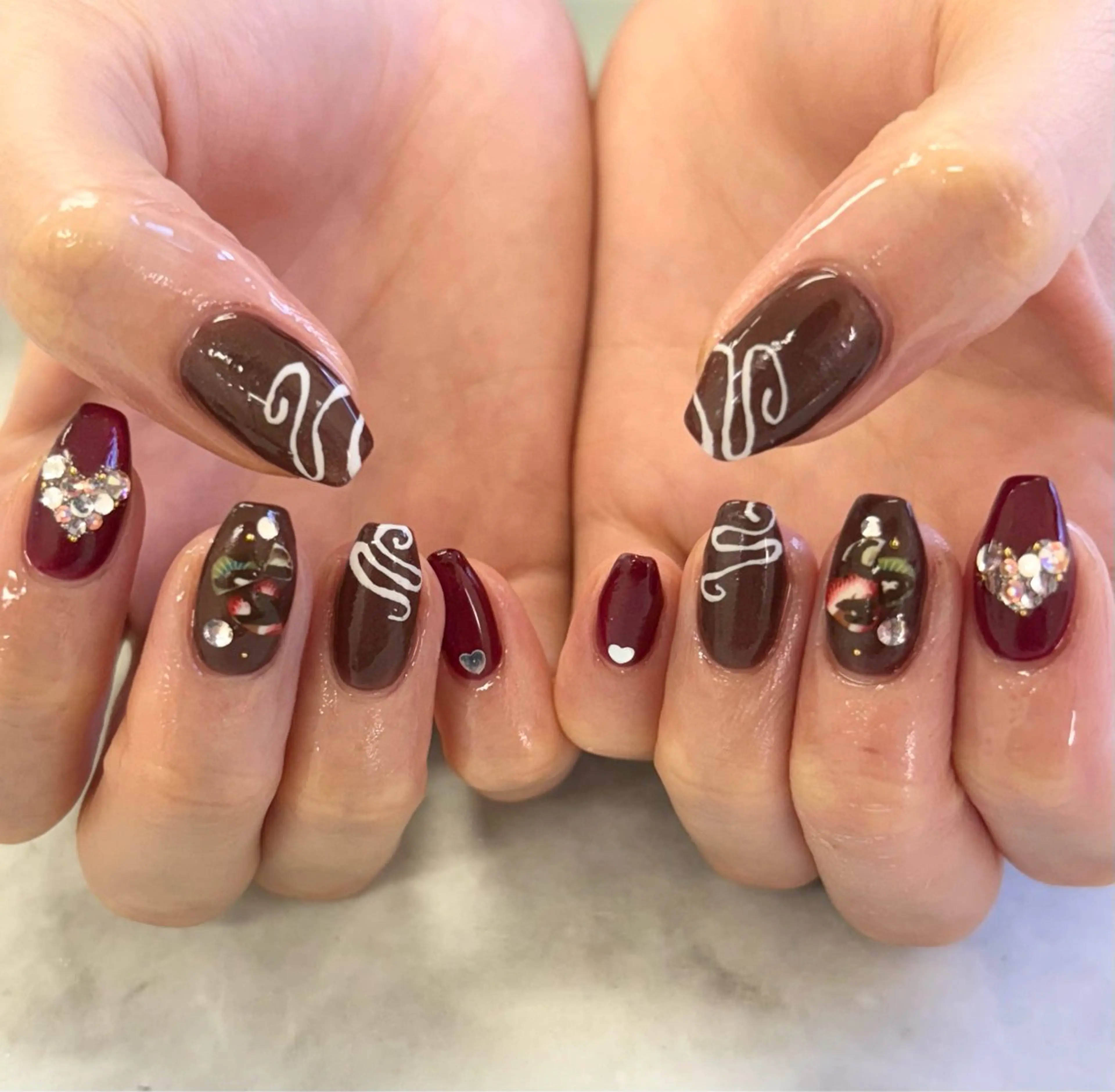 ネイル Bianca関内 USUI🐢のネイルデザイン