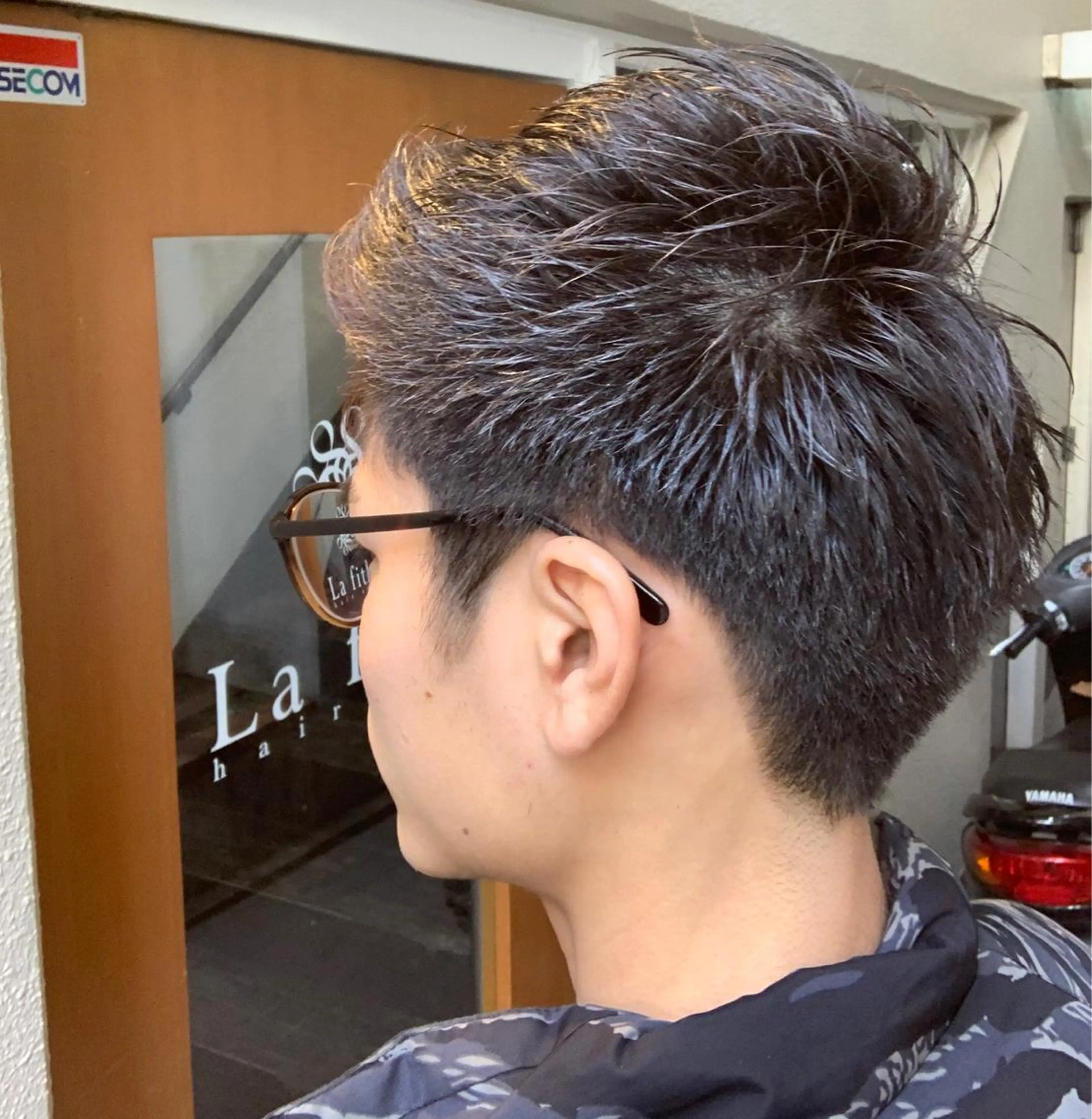 ショート Sherry大国町所属・髪質改善×縮毛矯正 ×艶カラーNAOのヘアスタイル