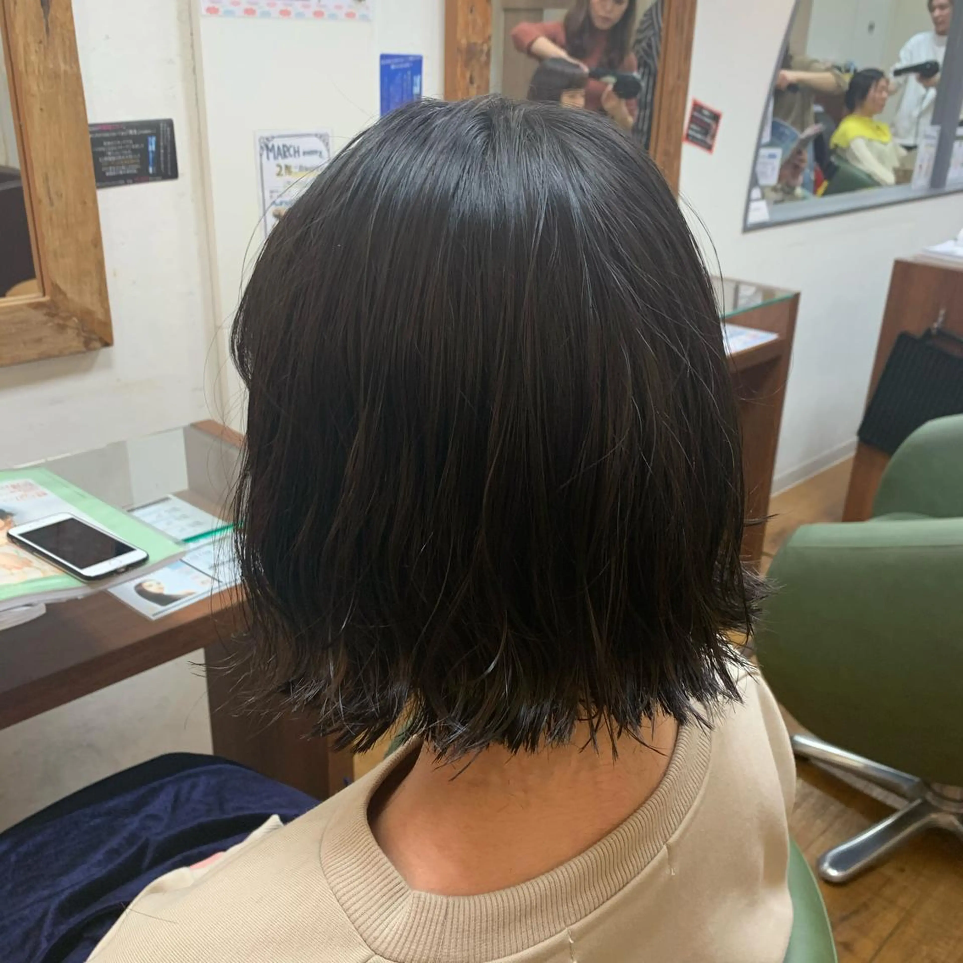 ショート march merryのヘアスタイル