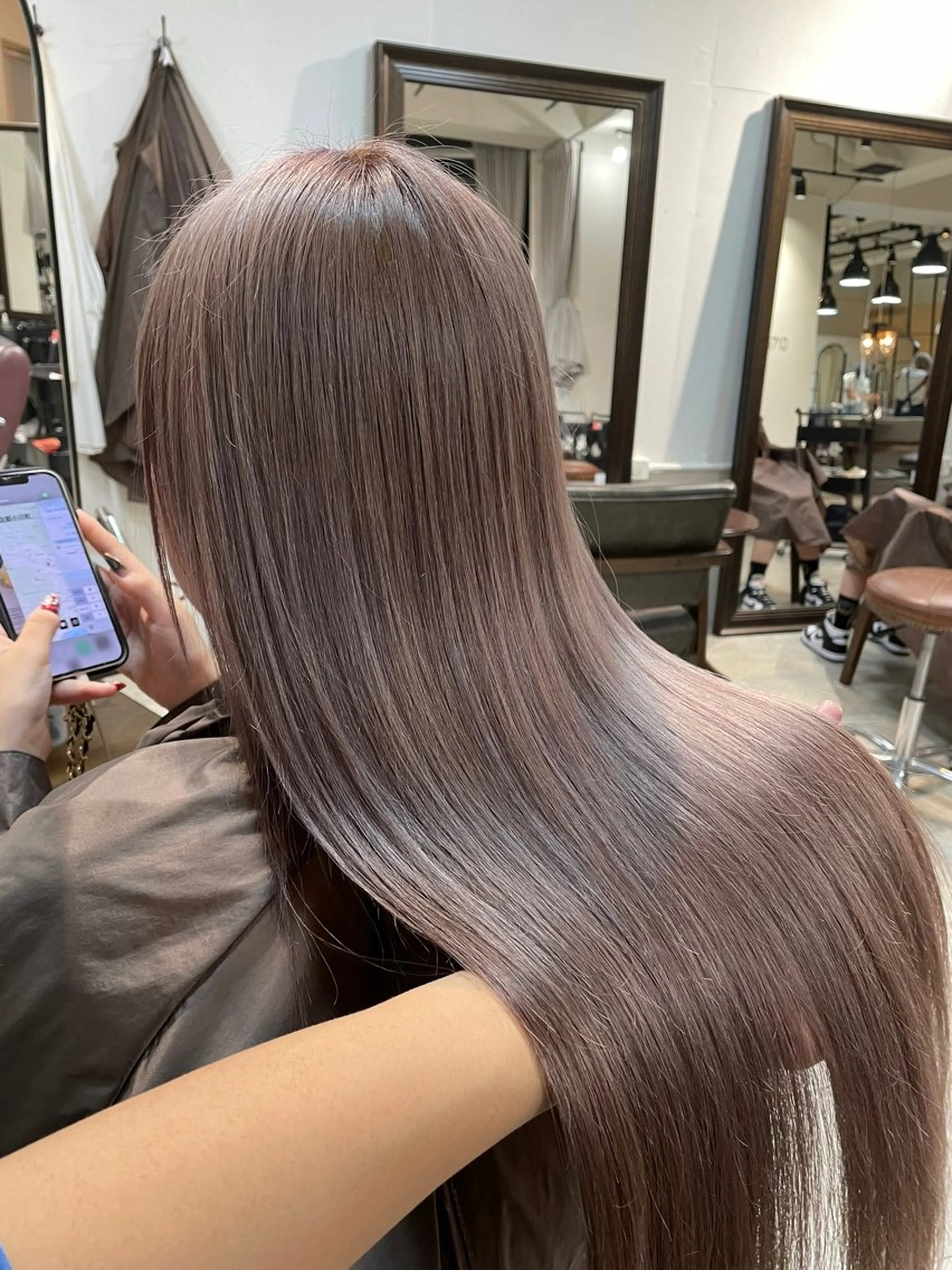 セミロング カラー パーマ ヘアアレンジ ヘアカラー トリートメント ブリーチカラー🤍 颯馬🐈‍⬛のヘアスタイル