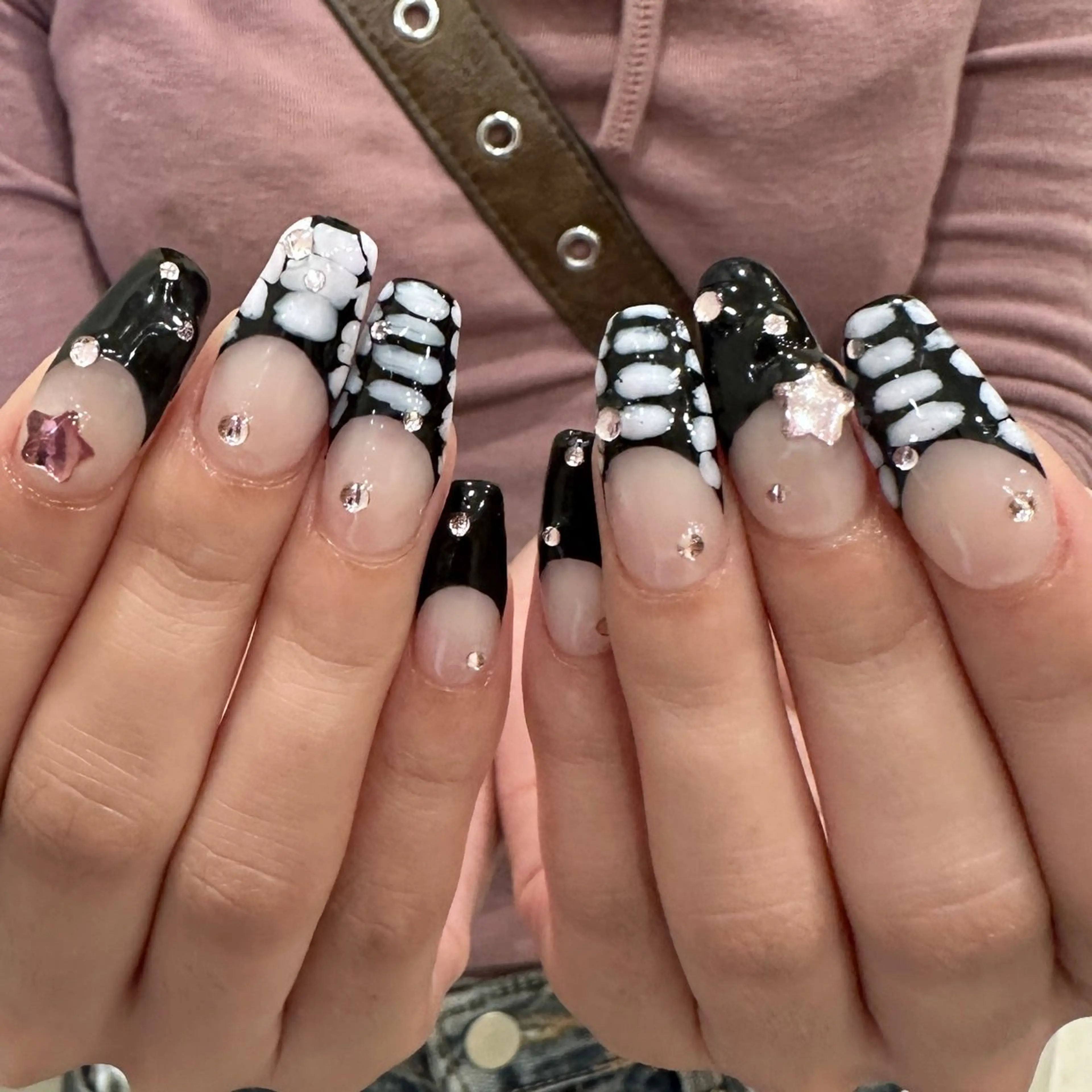 ネイル ハンドネイル 👽個性派ネイル🎀 komachiのマツエク・マツパデザイン