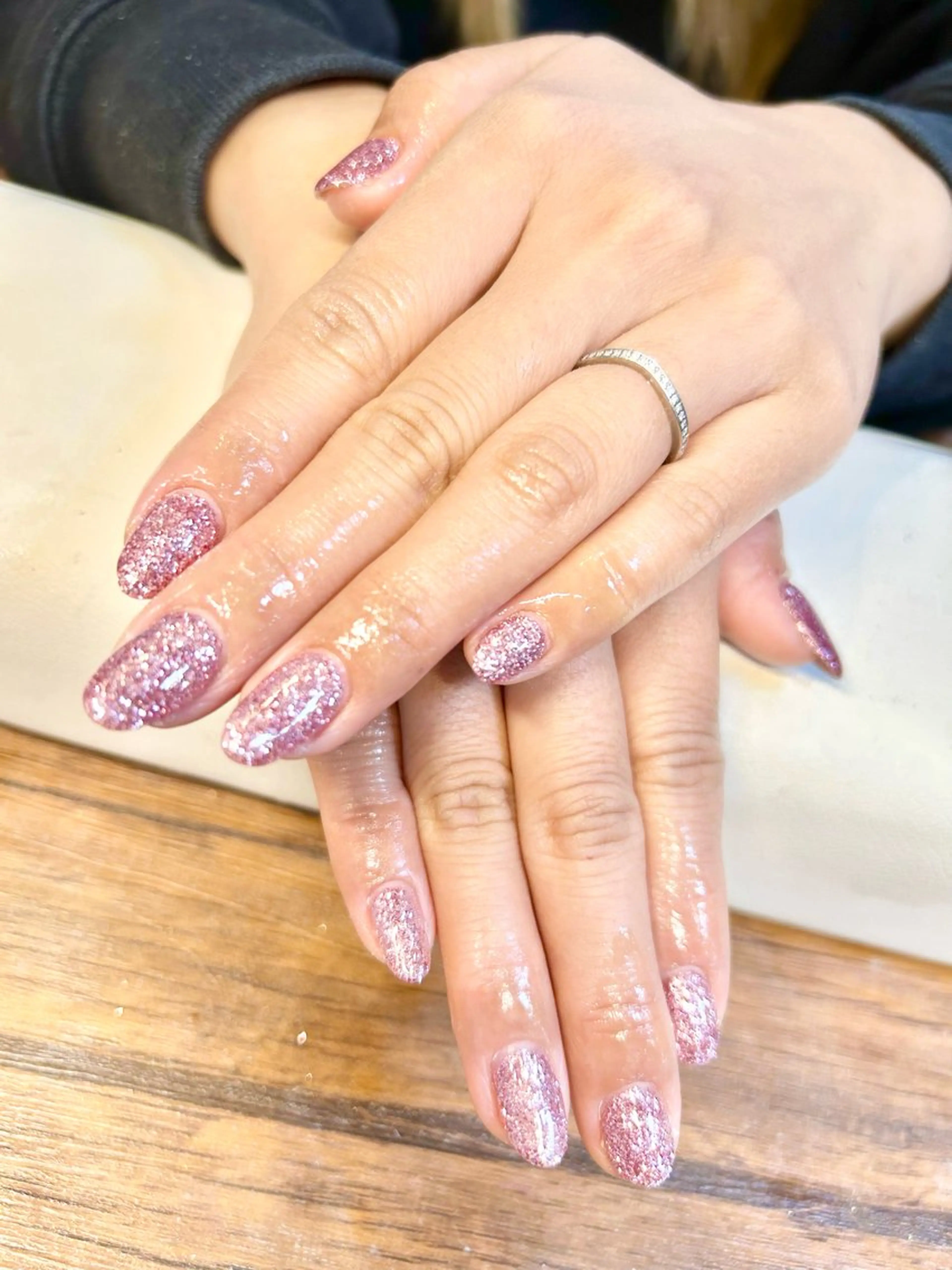 ネイル ネイルサロンエーナイン札幌大通本店所属・宇野 舞美のネイルデザイン