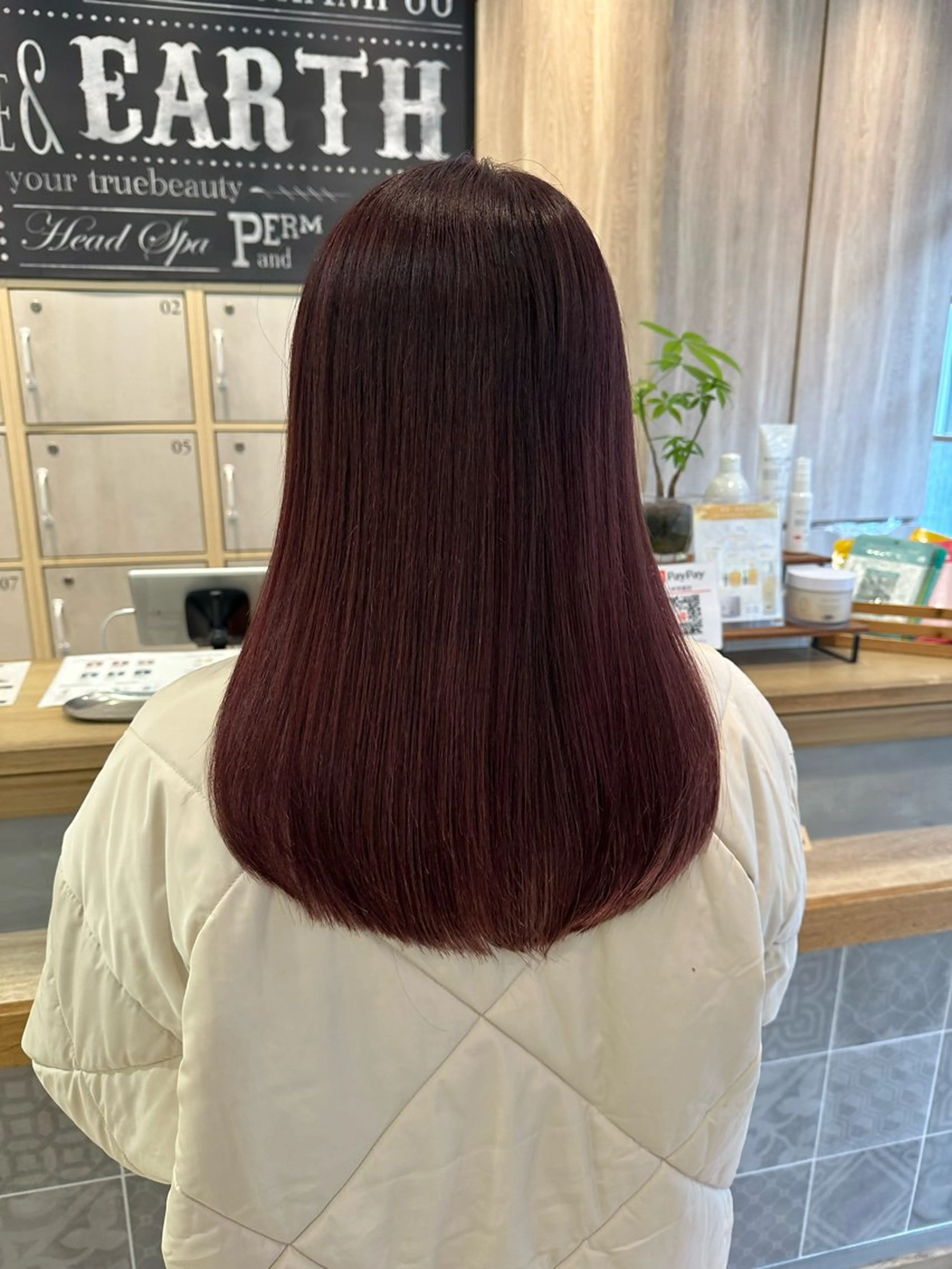 ロング カット ヘアカラー トリートメント 🩰 柔らかいカラー tomomi🌛のヘアスタイル