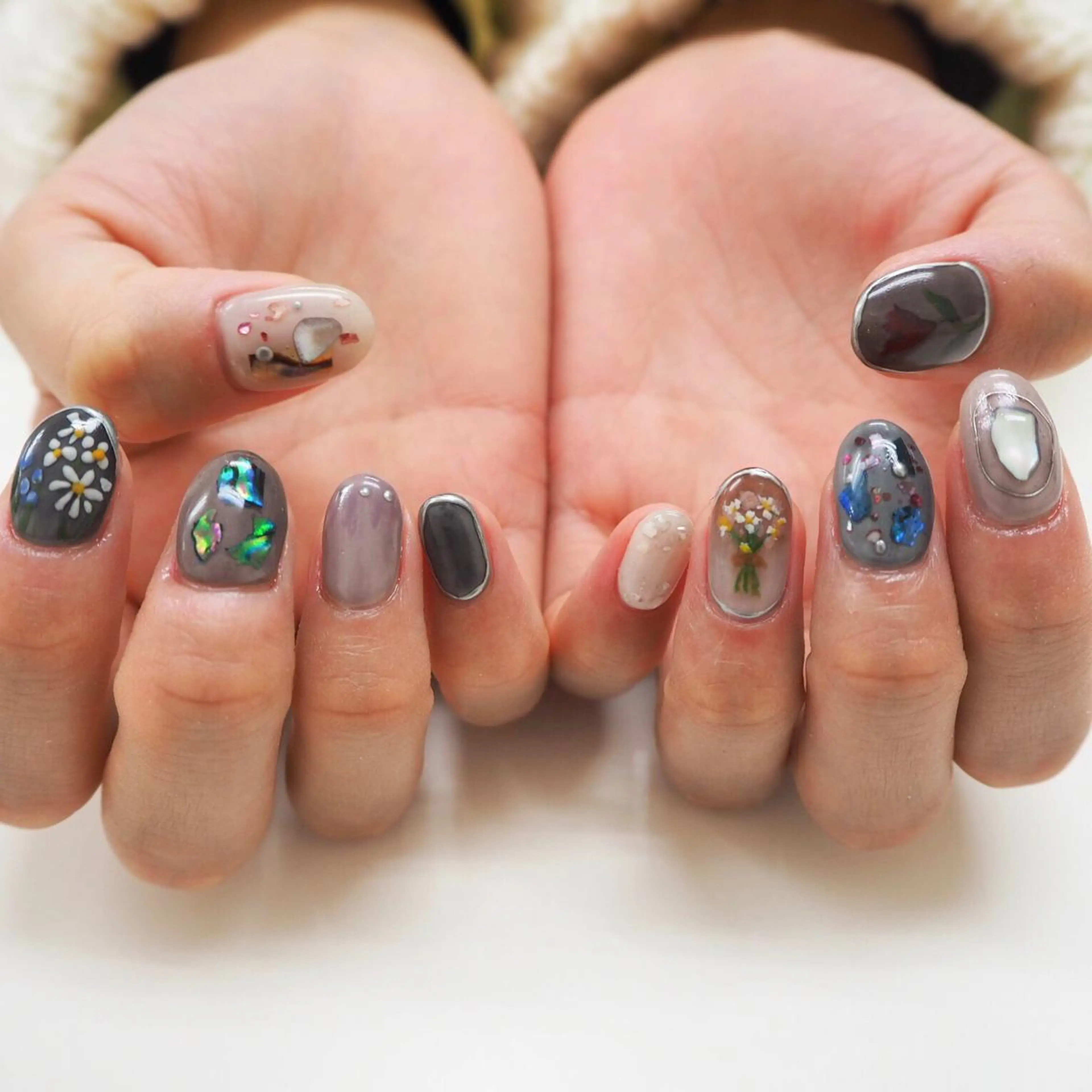 ネイル Hisaka Mikiのネイルデザイン