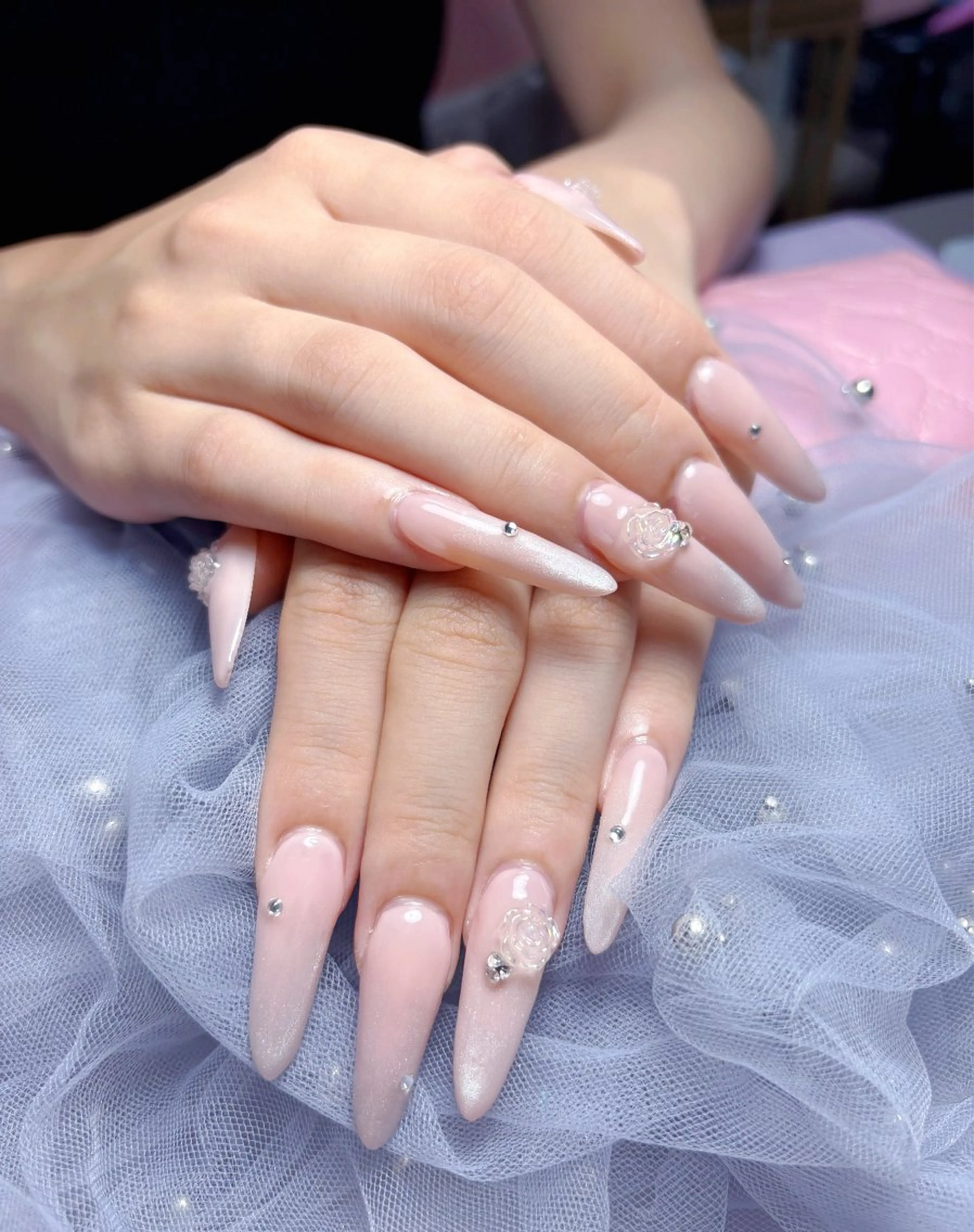 ネイル ハンドネイル ハンドケア みなみ 。のネイルデザイン