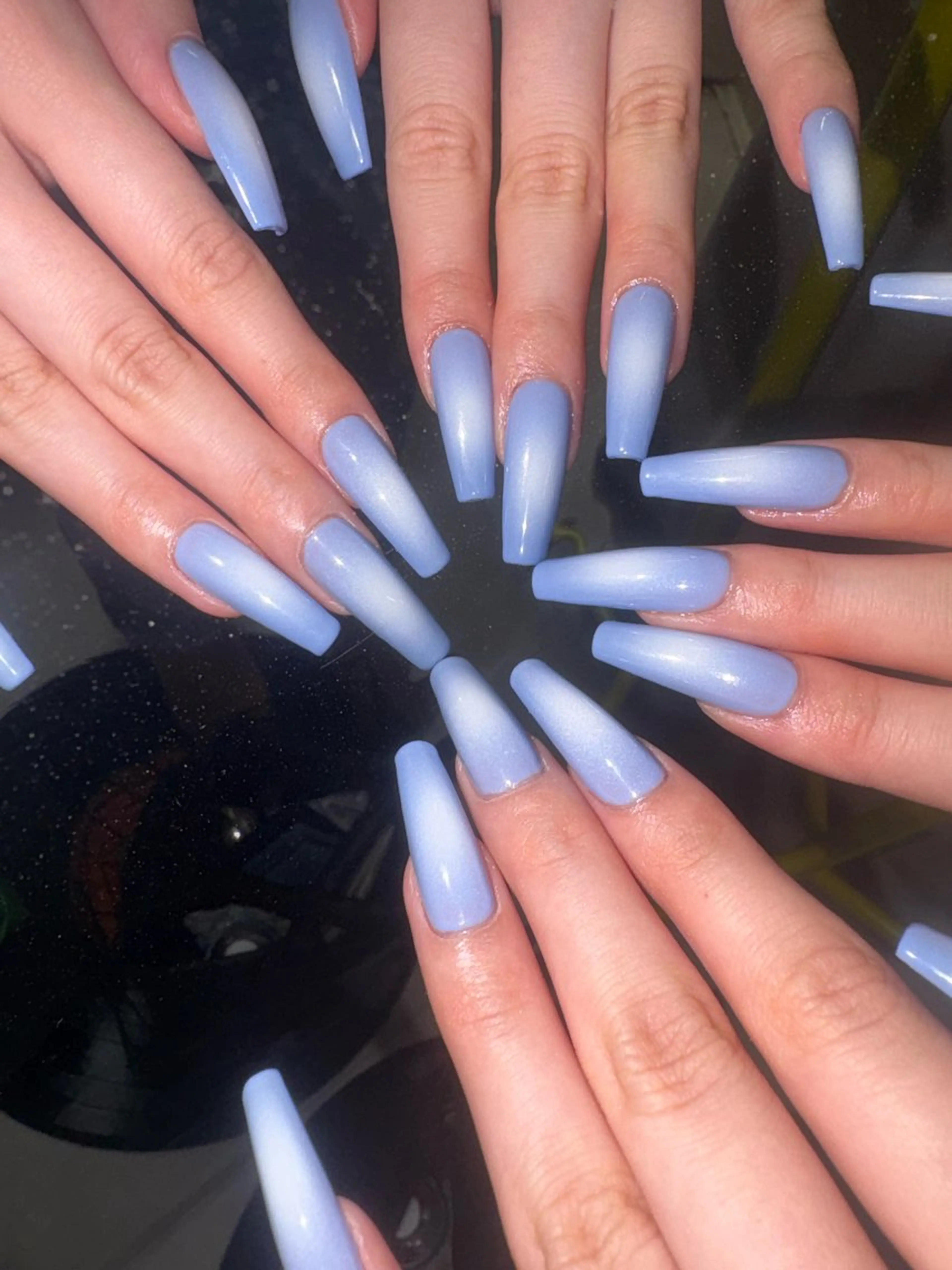 ネイル チークネイル ロングネイル ハンドネイル 33nail✴️栄 スミレ❇️Gel-xのネイルデザイン