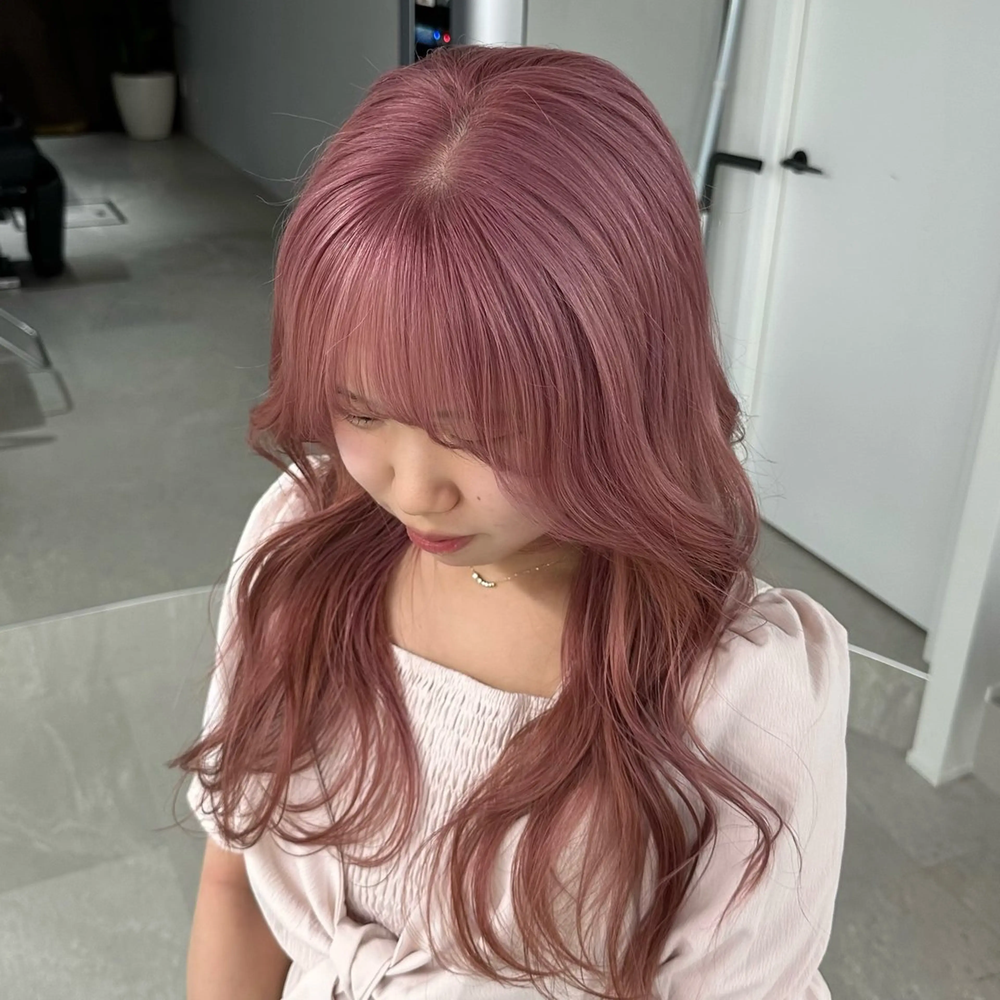 ロング カラー ヘアカラー トリートメント REAL 心斎橋所属・ブリーチ/ベージュ /ピンク🦋ナツミのヘアスタイル