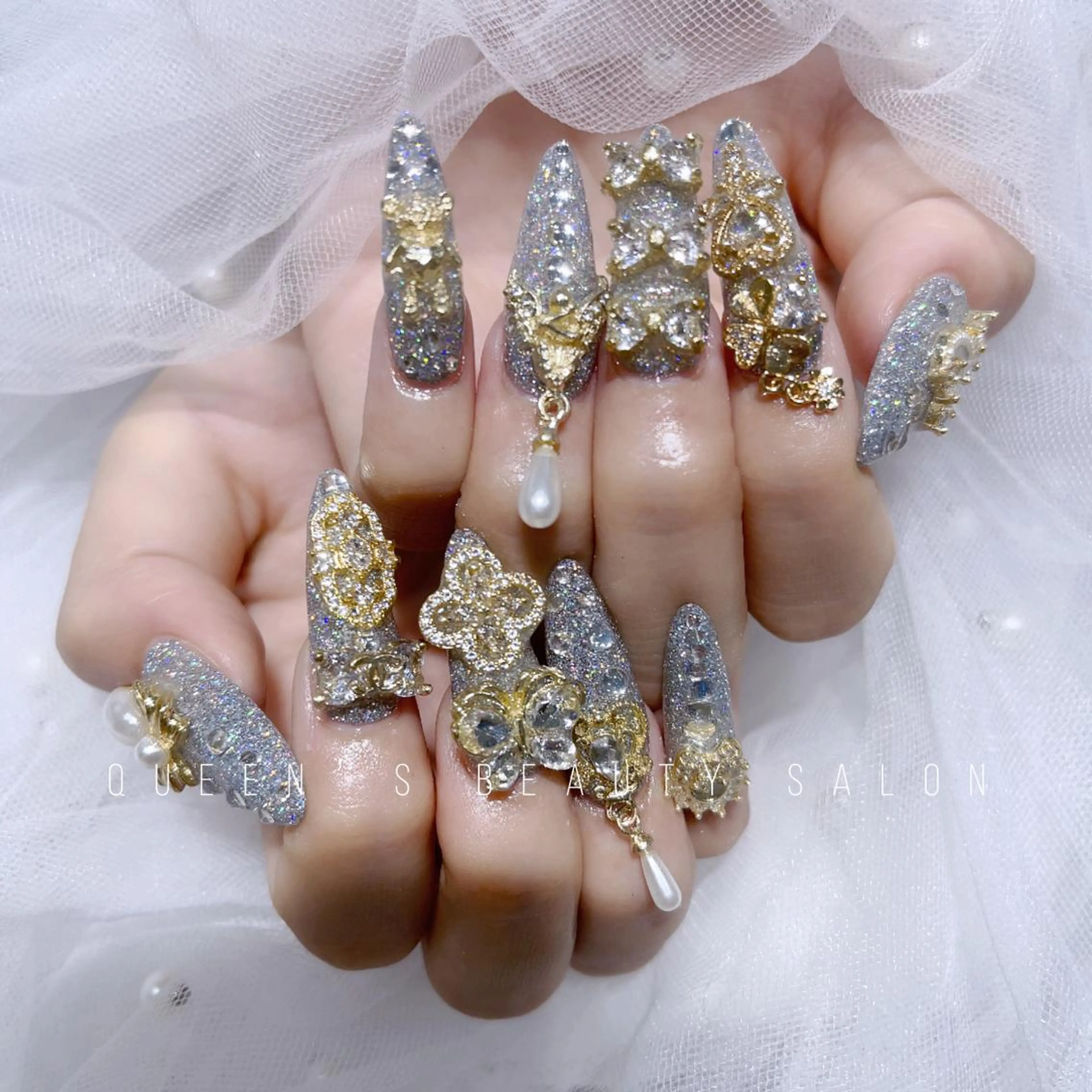 ネイル ハンドネイル Queen’s 歌舞伎町店のネイルデザイン