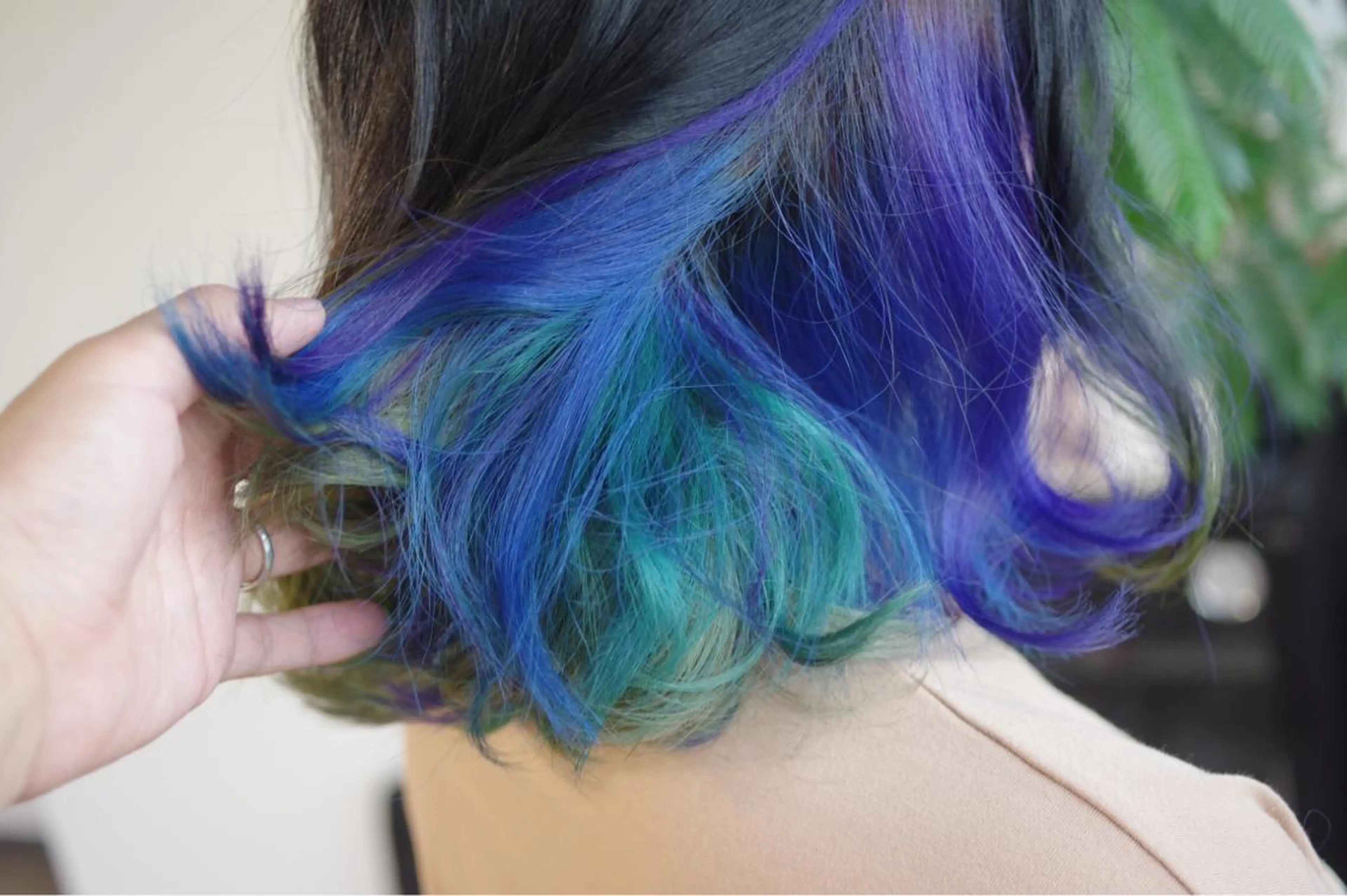 ミディアム カラー 🌈ディレクター🌈 徳松優希のヘアスタイル