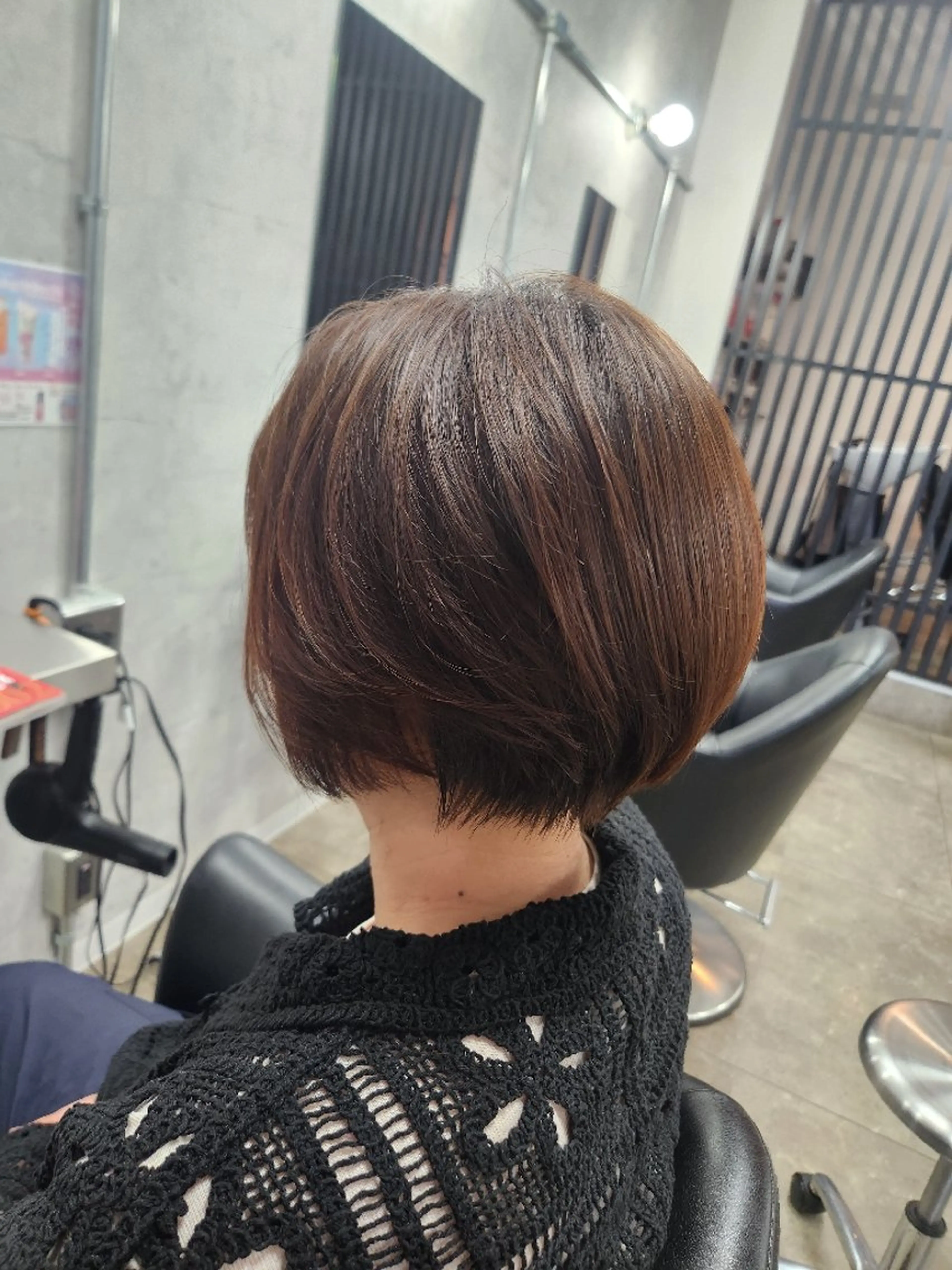 ショート カット 上杉 彩佳のヘアスタイル