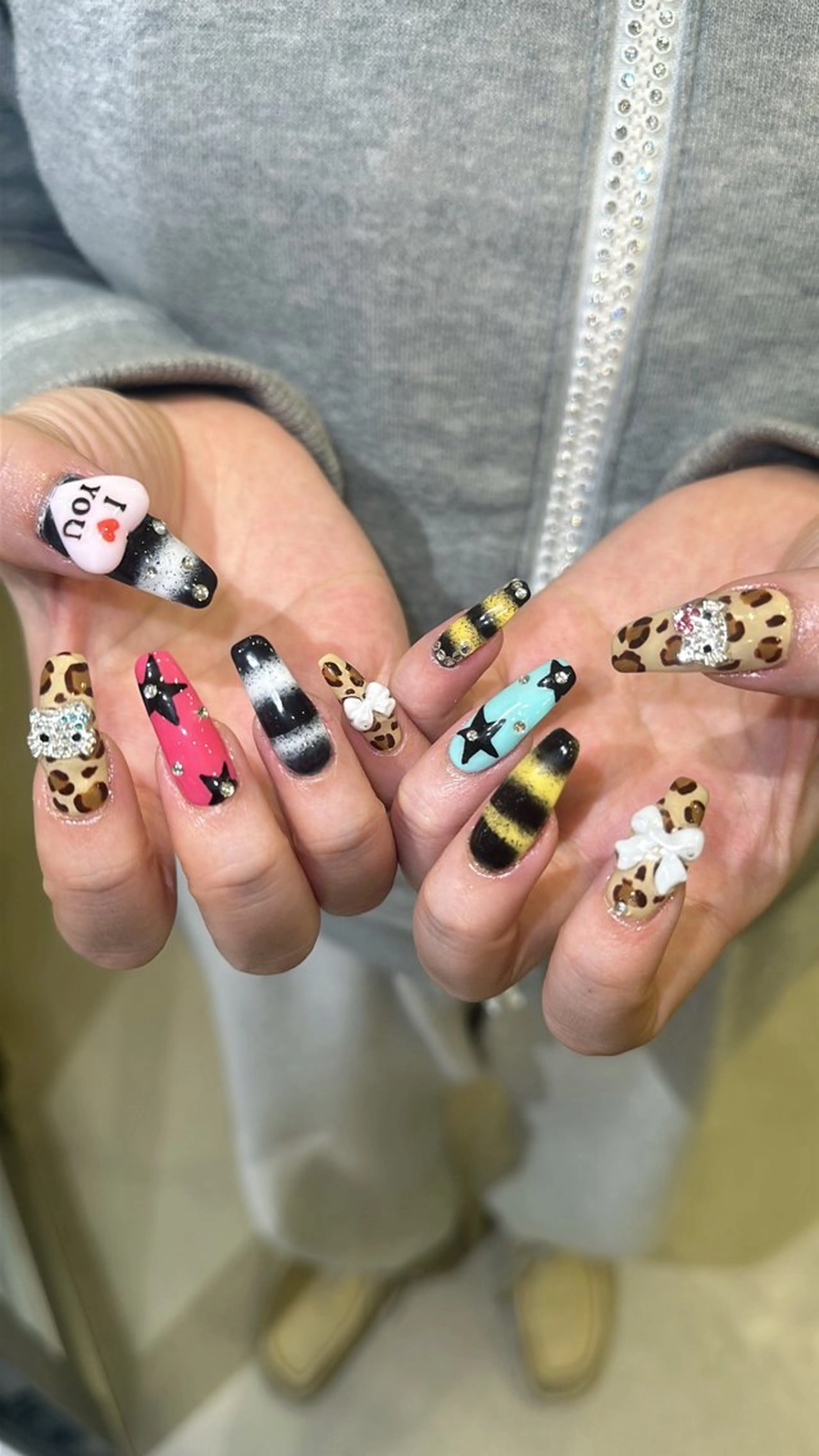 ネイル ハンドネイル 👽個性派ネイル🎀 komachiのヘアスタイル