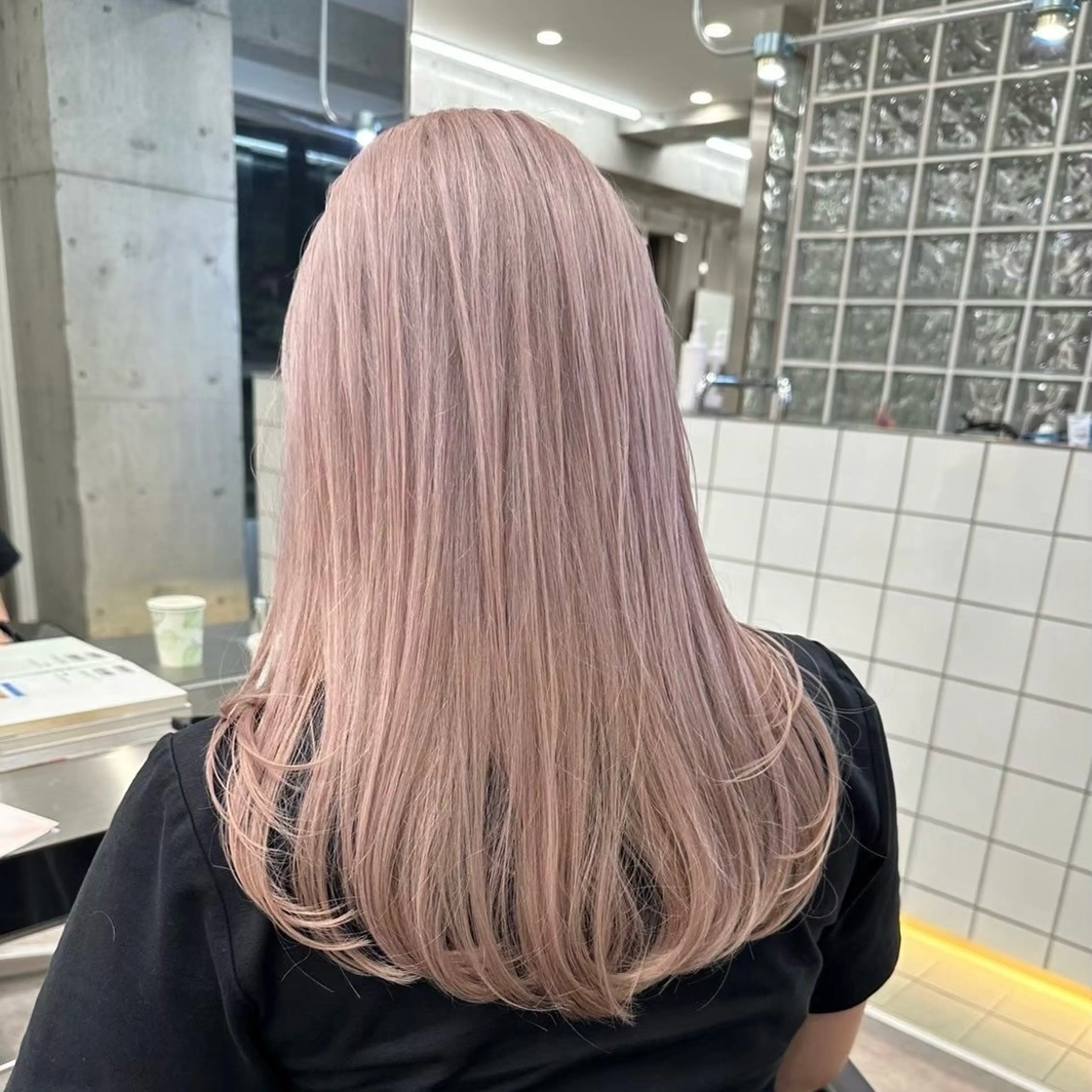 ロング カラー ヘアカラー ミルクティーベージュ /sara💛のヘアスタイル