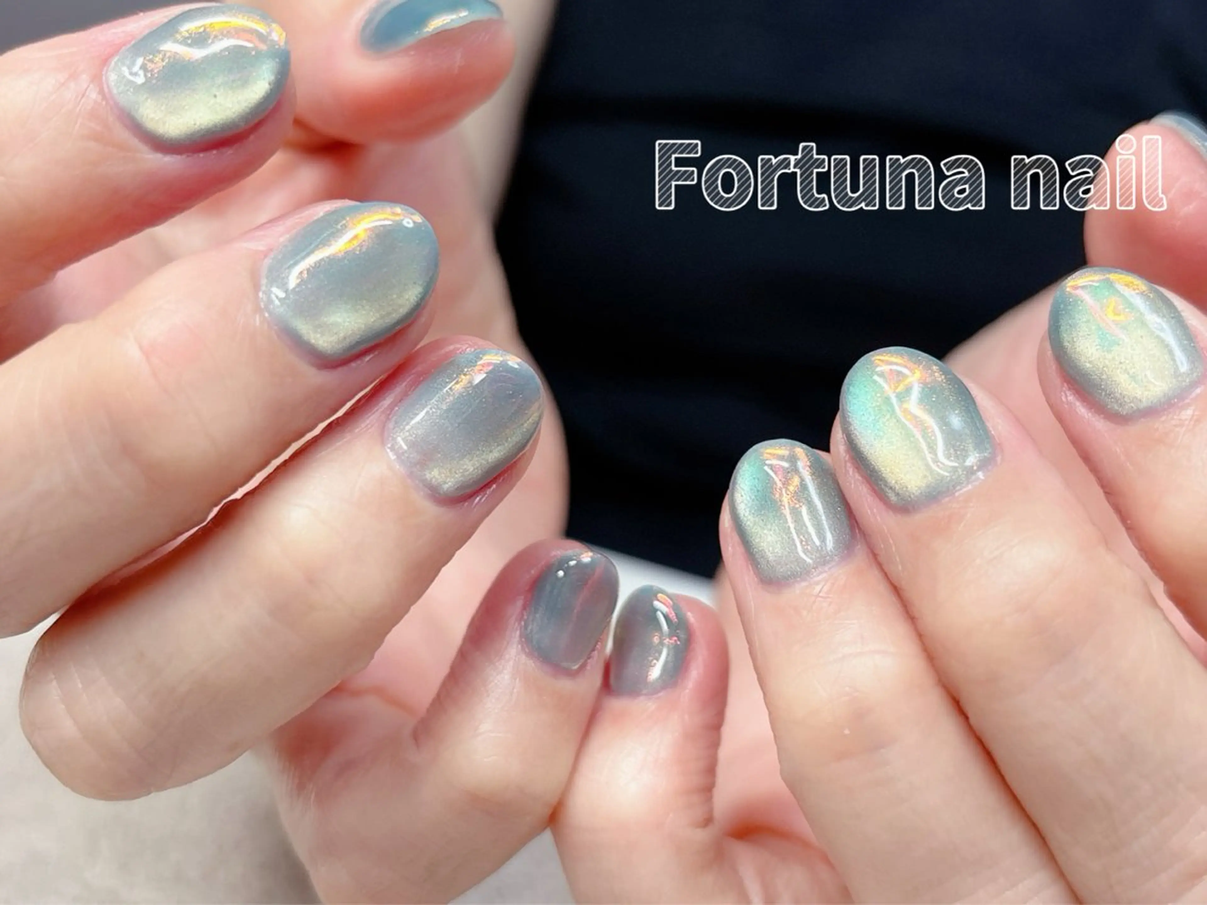 ネイル マグネットネイル ミラーネイル Nail •Head スパFortunaのネイルデザイン