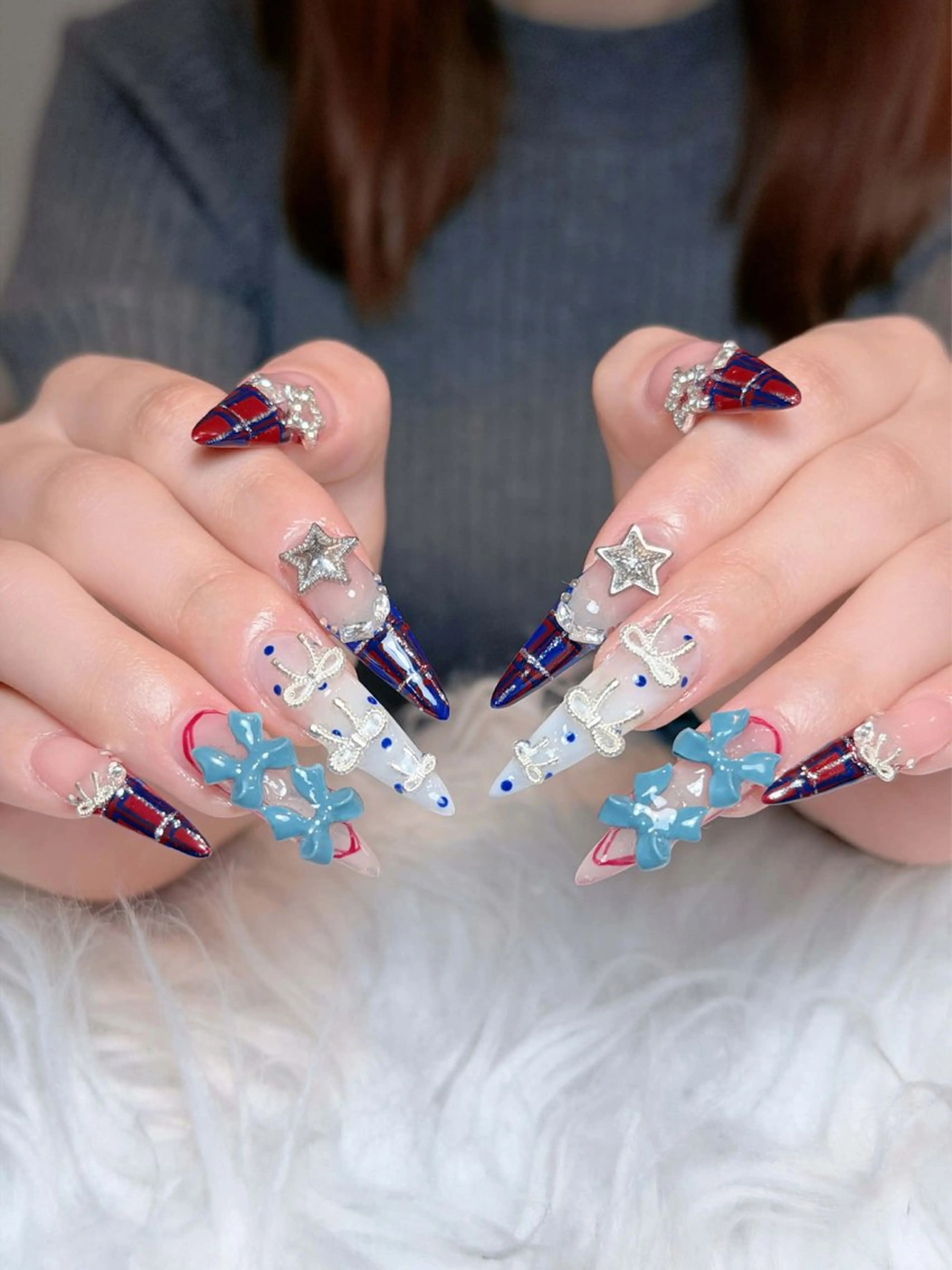 ネイル チークネイル ドット フレンチネイル グラデーション ハート ハンドネイル ハンドケア Eli Nails 新宿のネイルデザイン