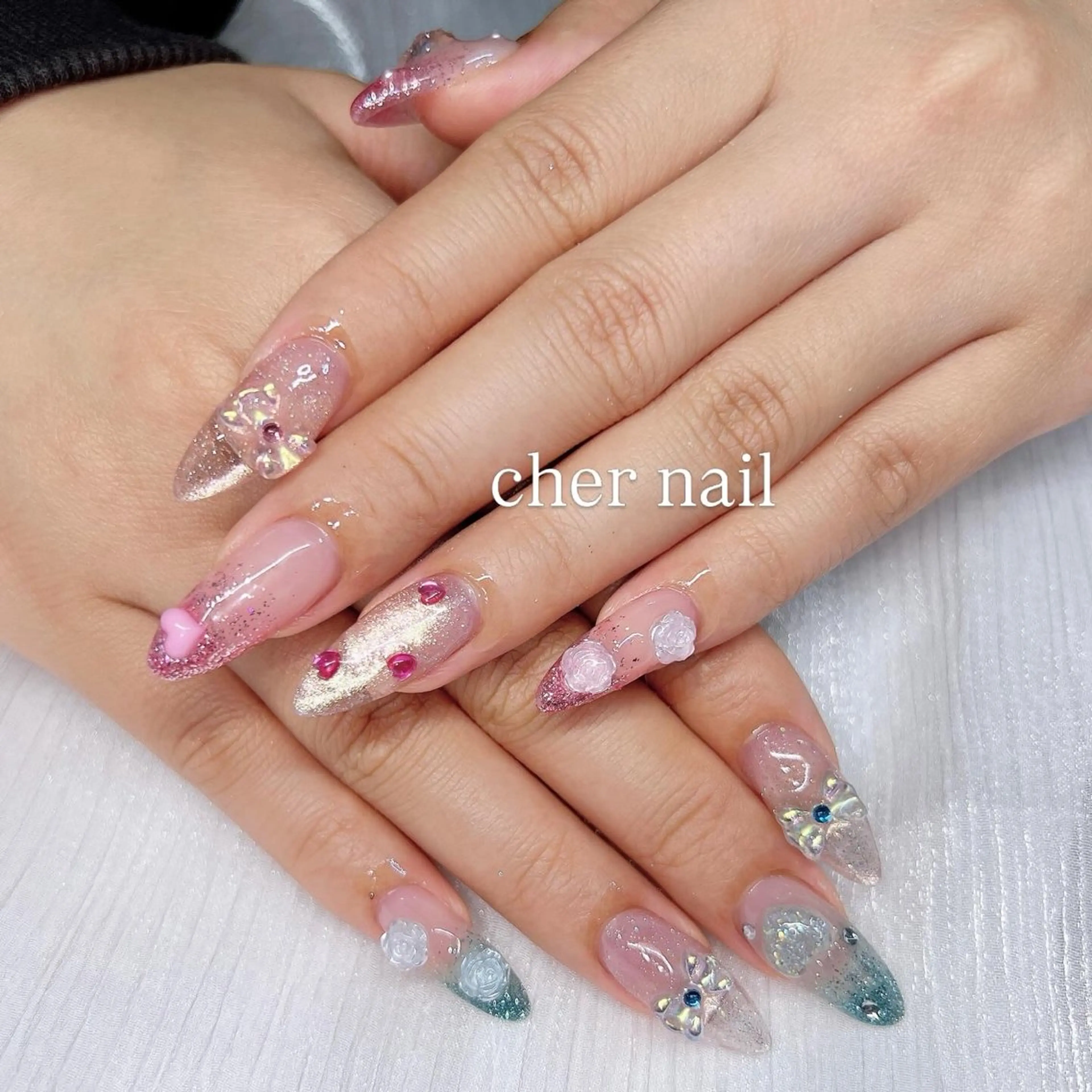 ネイル ハンドネイル CHER NAIL(シェルネイル)所属・cher loydのネイルデザイン