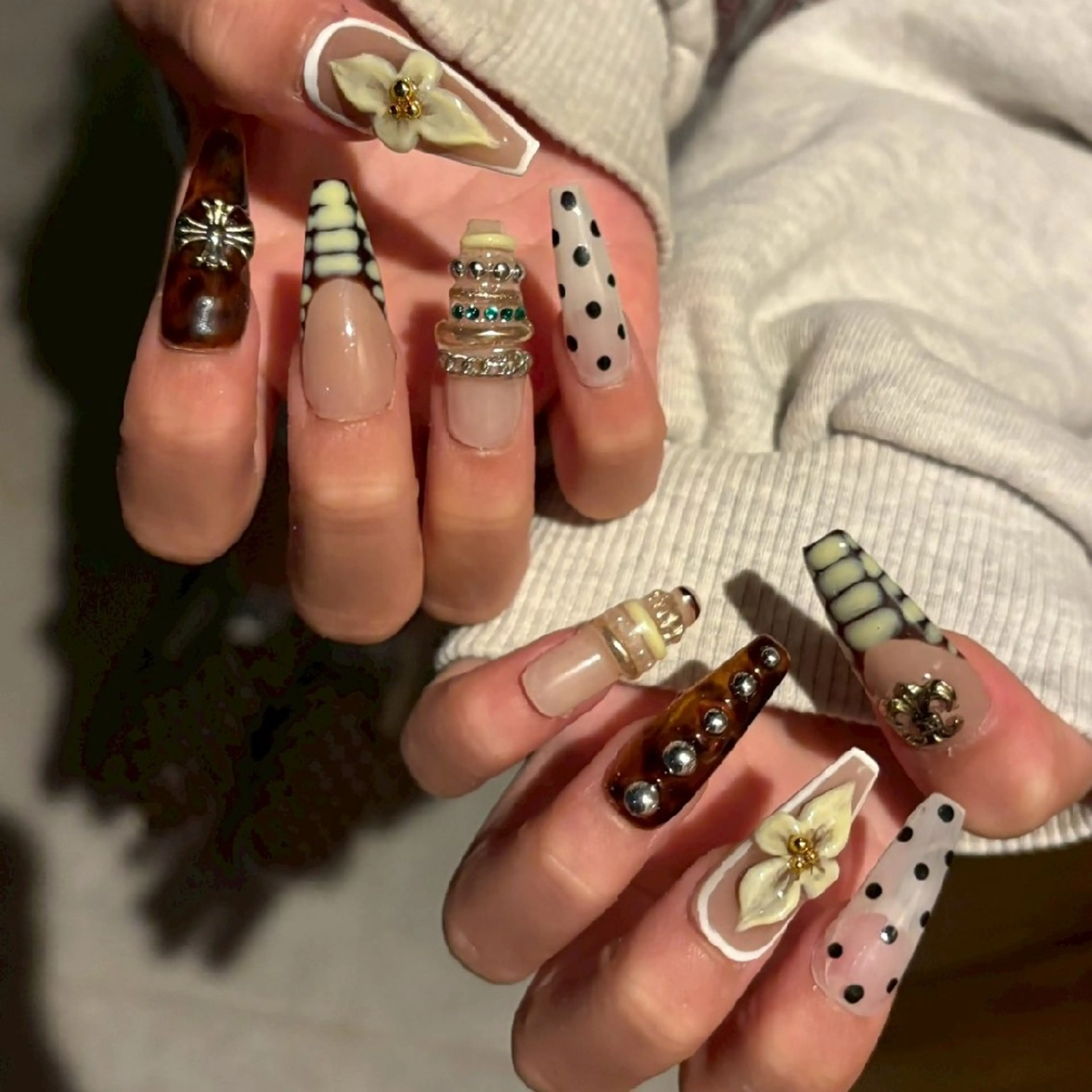 ネイル ネイルチップ ハンドネイル kii nailsのネイルデザイン