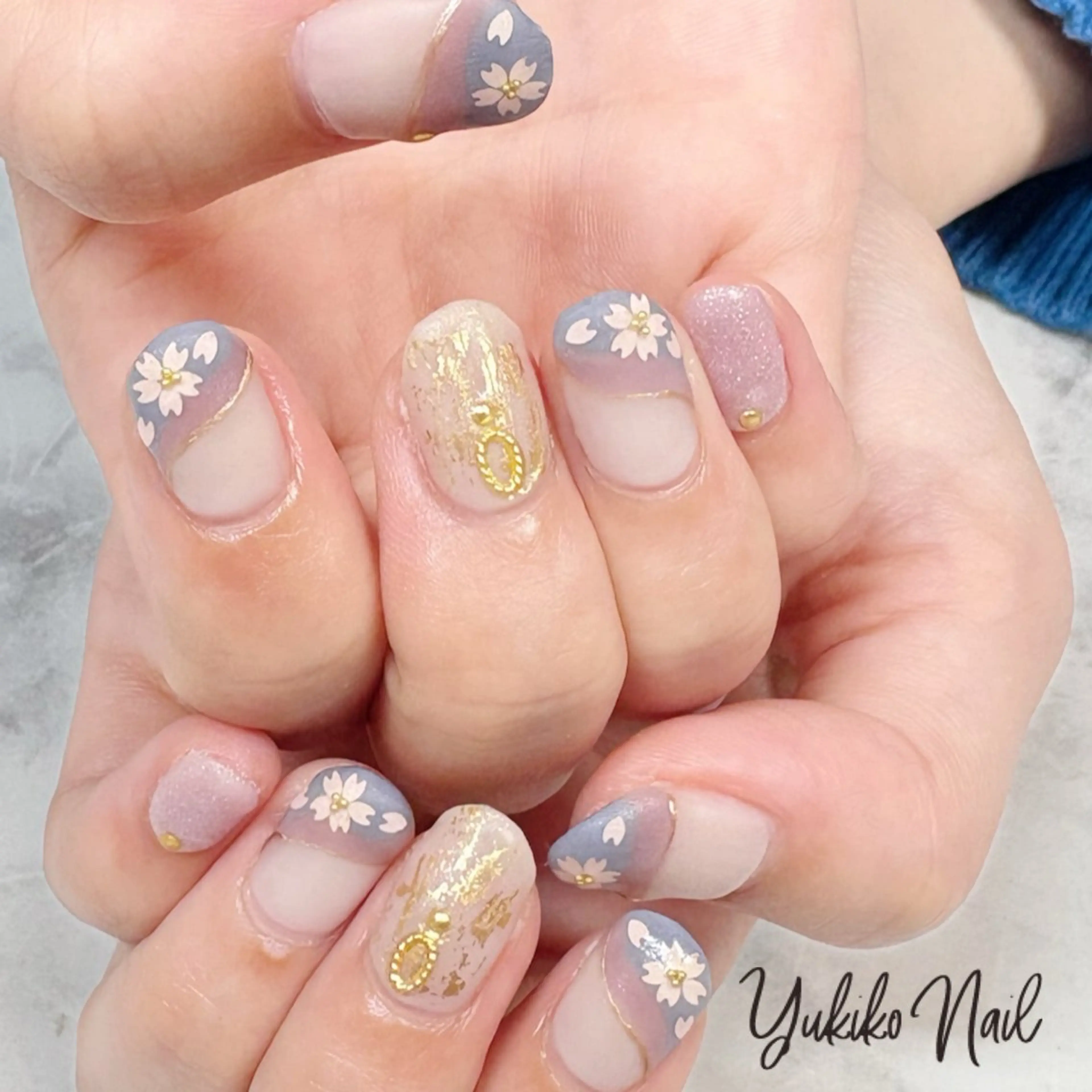 ネイル 桜ネイル ホログラムネイル マットネイル 春ネイル ハンドネイル ユキコ ネイルのネイルデザイン