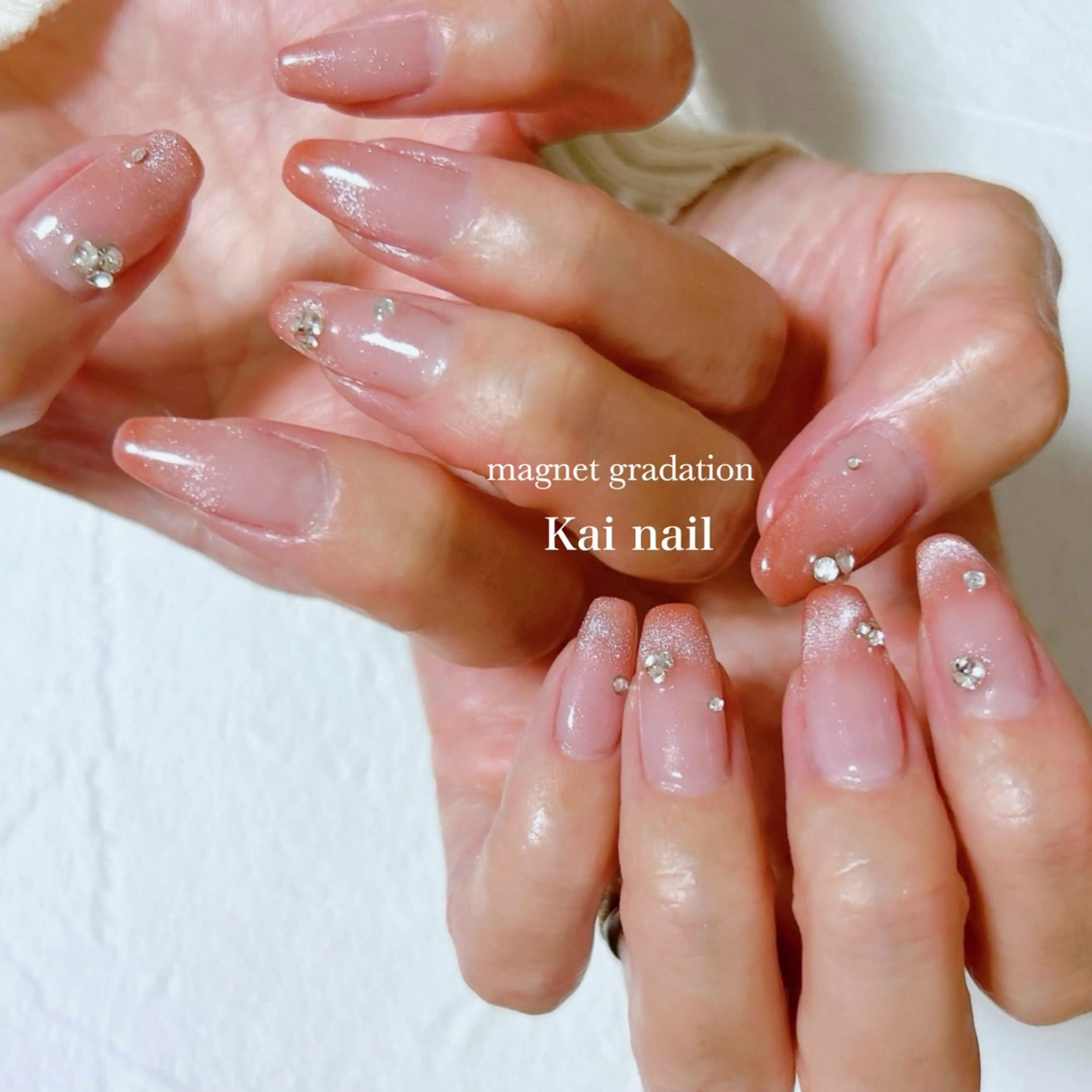 ネイル ガーリー グラデーション 韓国ネイル マグネットネイル 持ち込み ハンドネイル Kai  nail Mayukoのネイルデザイン