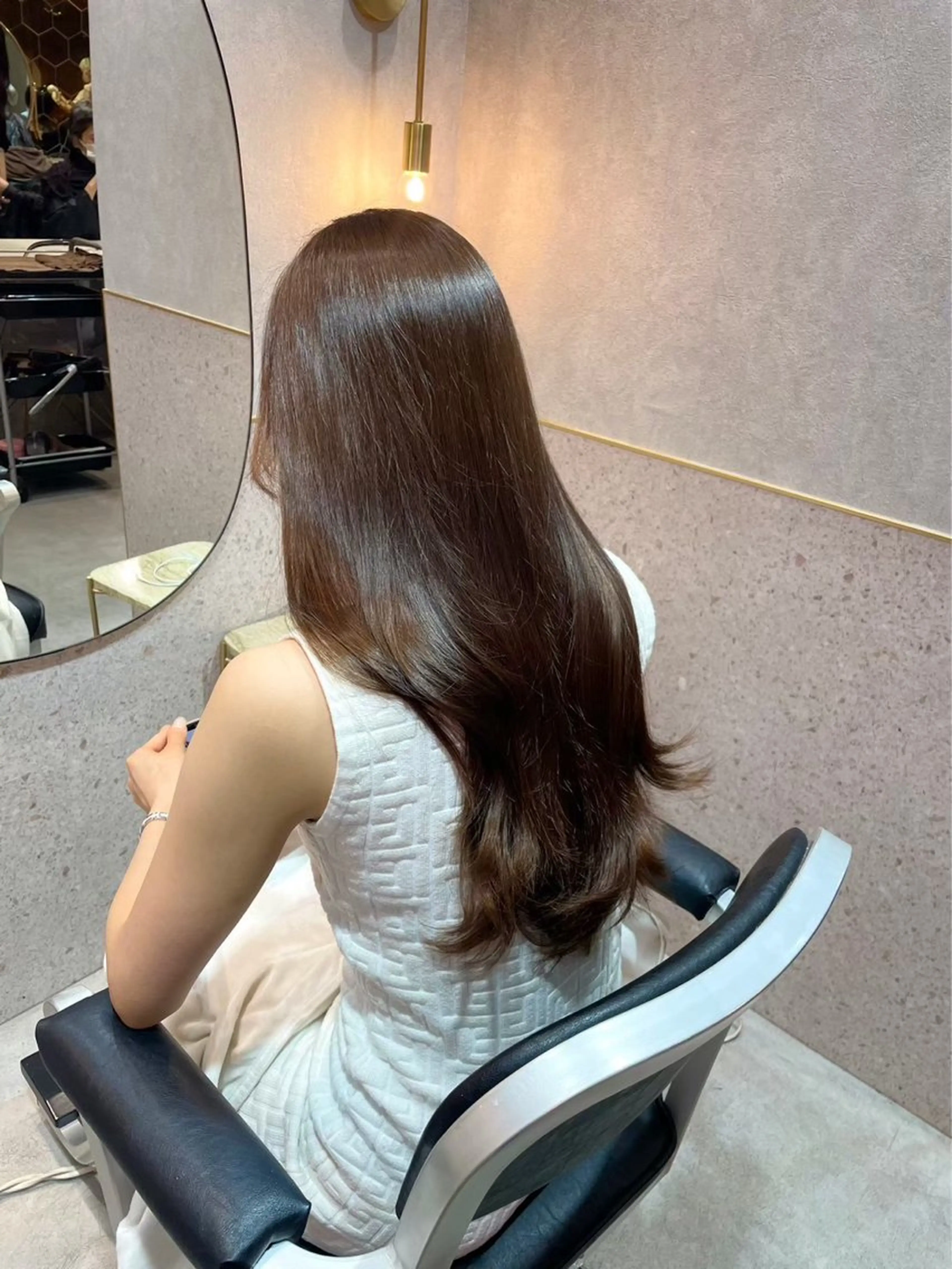 ロング カラー ベージュカラー ブルーカラー ブルージュ グレージュ 顔まわりレイヤー カット ヘアカラー トリートメント ヘアセット 新宿/韓国レイヤー/ 顔周りカット松本美晴のヘアスタイル