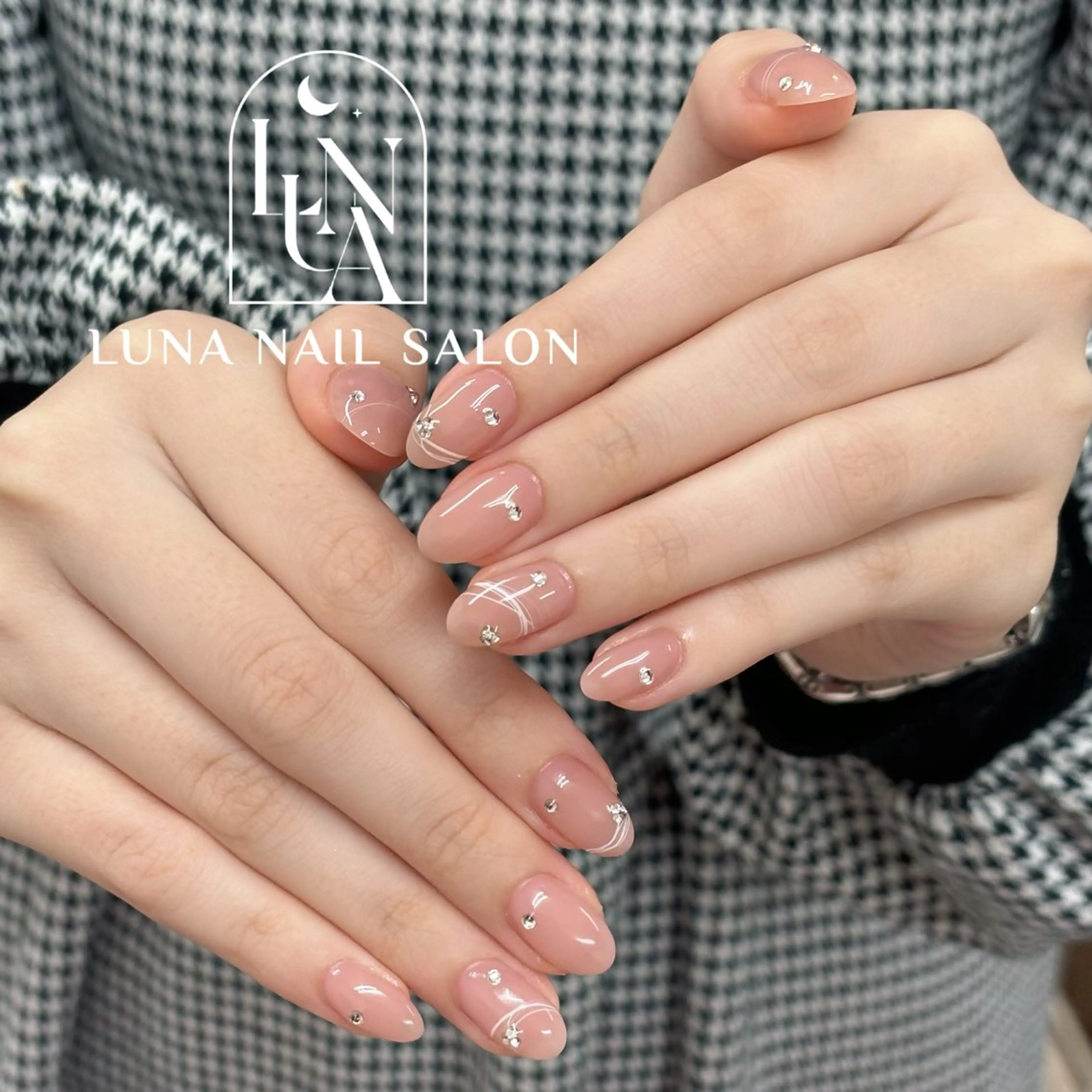 ネイル ジェルネイル 韓国ネイル 持ち込み パラジェル シンプルネイル ハンドネイル ハンドケア LUNA Nail salon💕のネイルデザイン