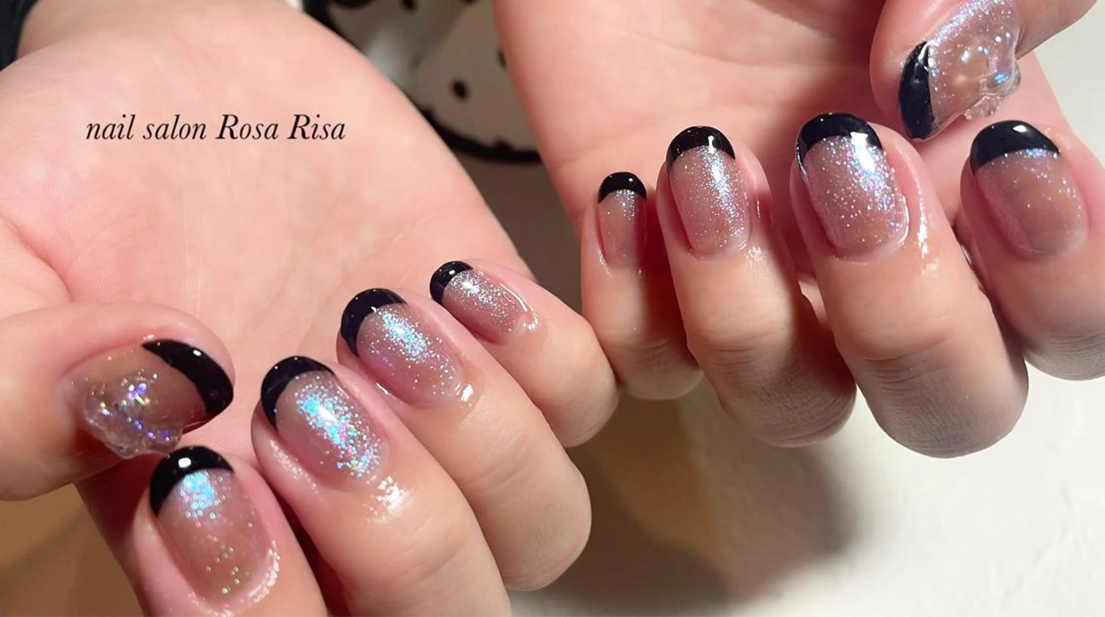 ショート ネイル フレンチネイル ハンドネイル ネイルスタジオ シェイクユアハンズのネイルデザイン