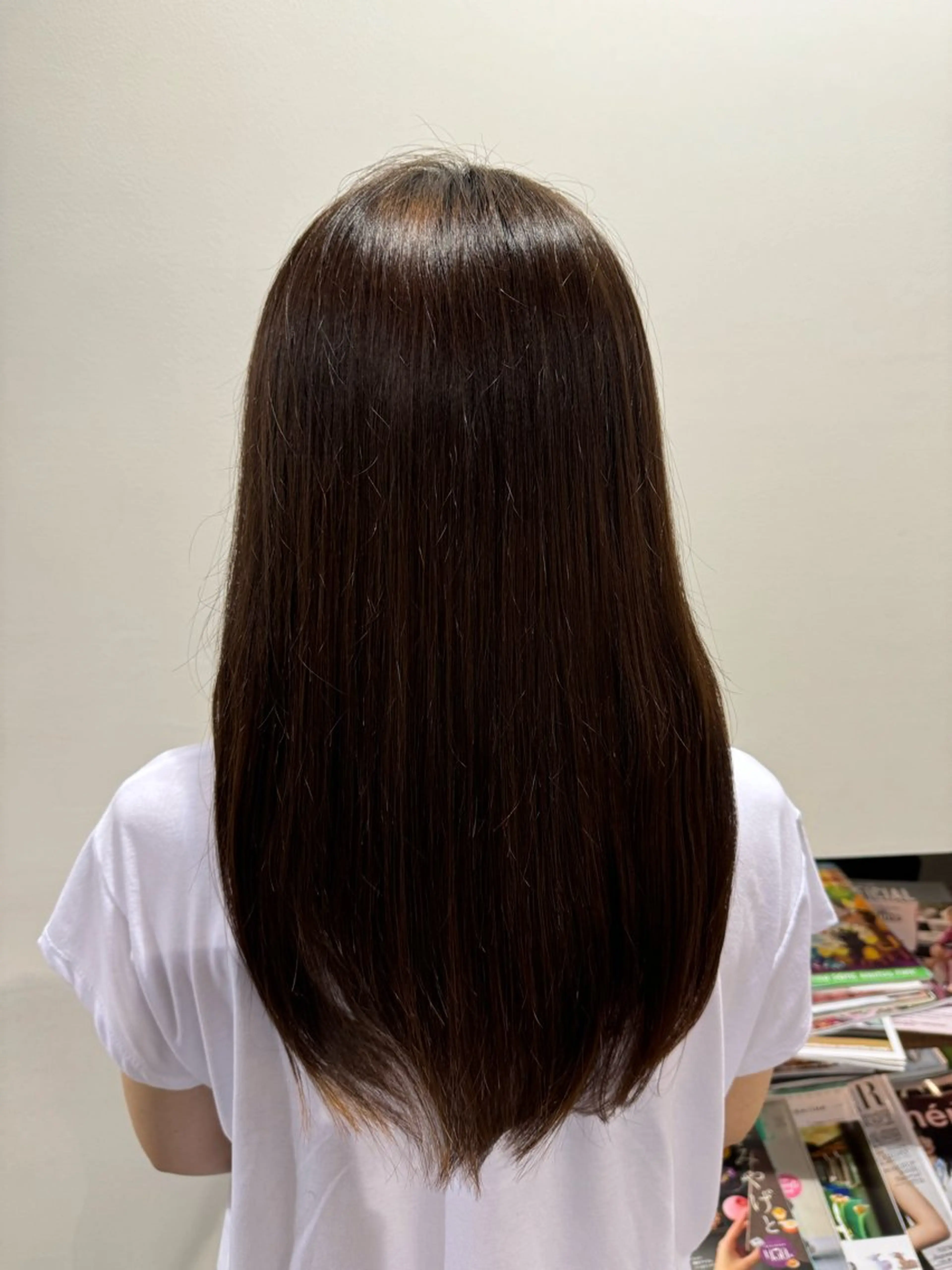 ロング タツキ/レイヤー/ パーマ/艶カラーのヘアスタイル