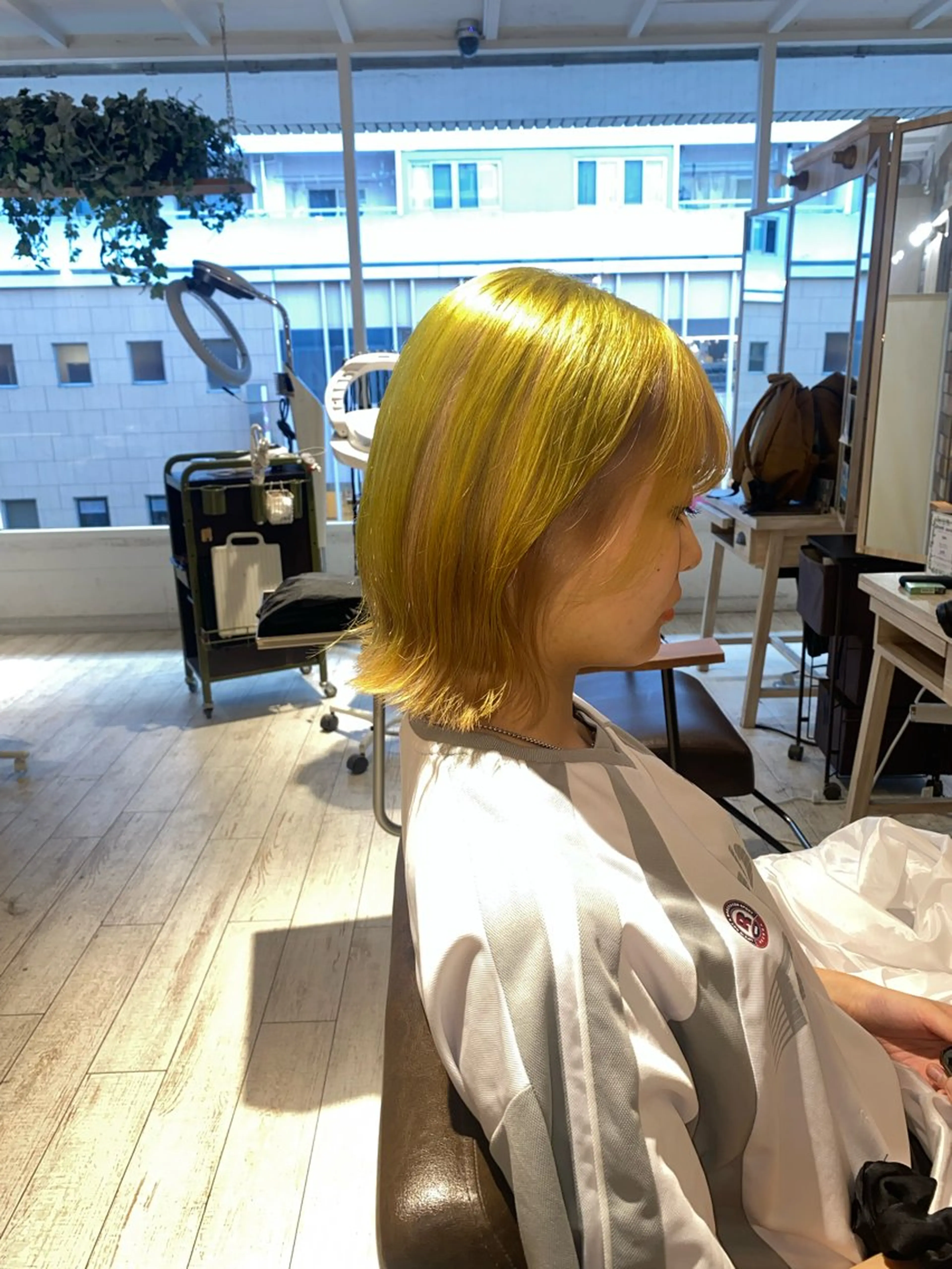 カラー ヘアカラー 韓国風／ハイトーン 砂原洋介のヘアスタイル