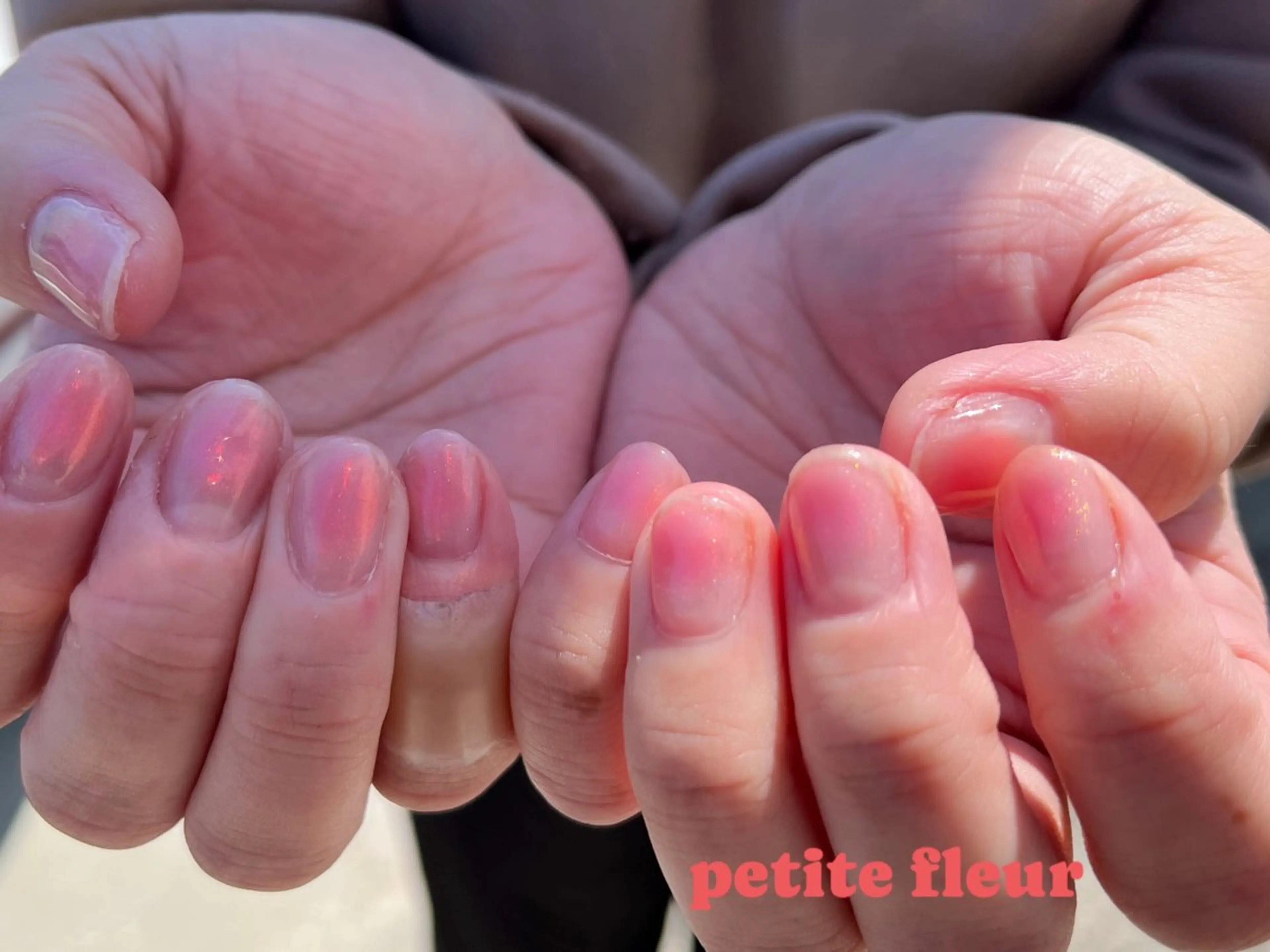 ネイル チークネイル ハンドネイル ビューティーサロン プチフルールのネイルデザイン