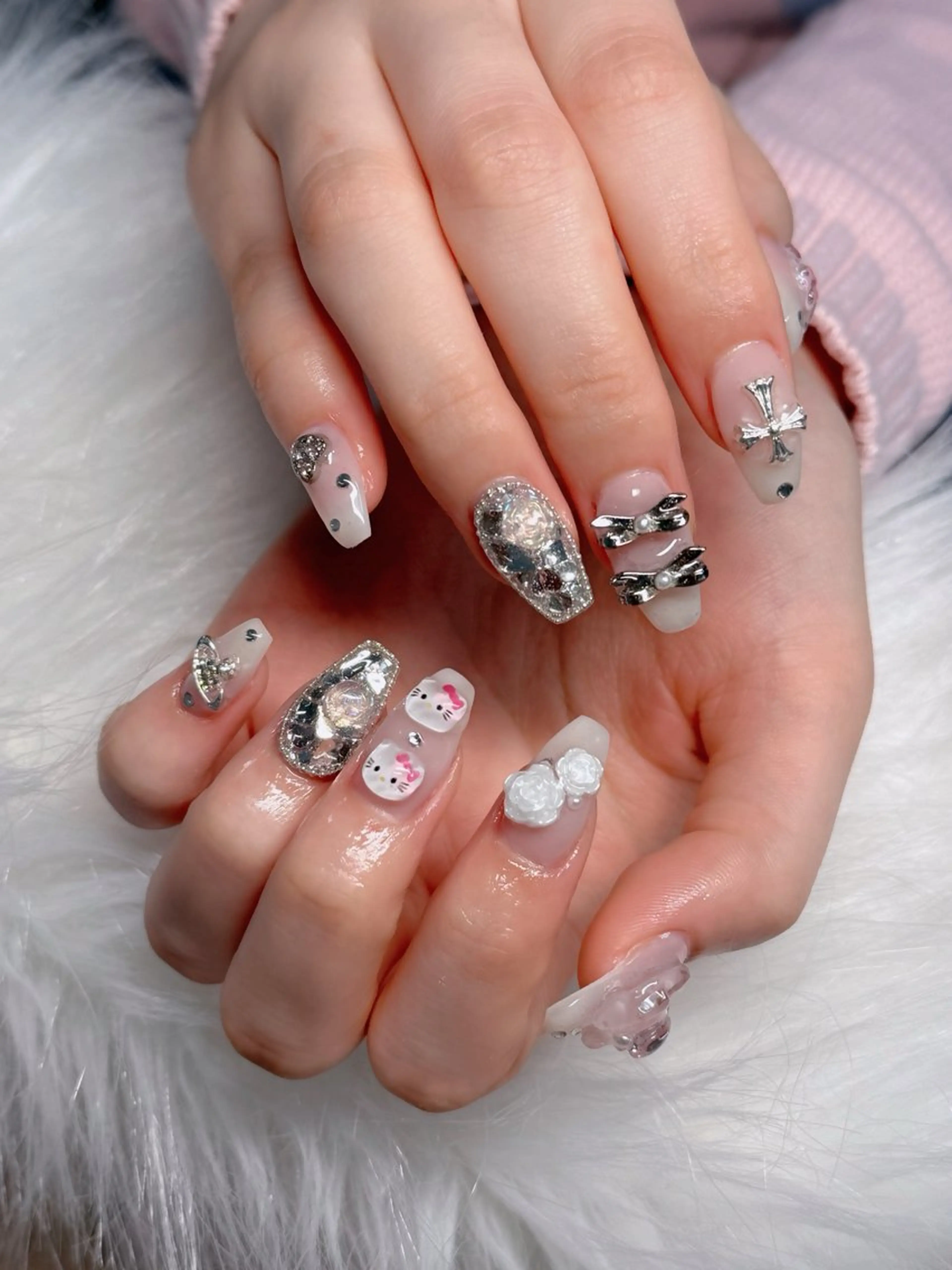 ネイル フレンチネイル ジェルネイル ガラスフレンチ ハロウィン ハート H.baby Nail Salonのネイルデザイン