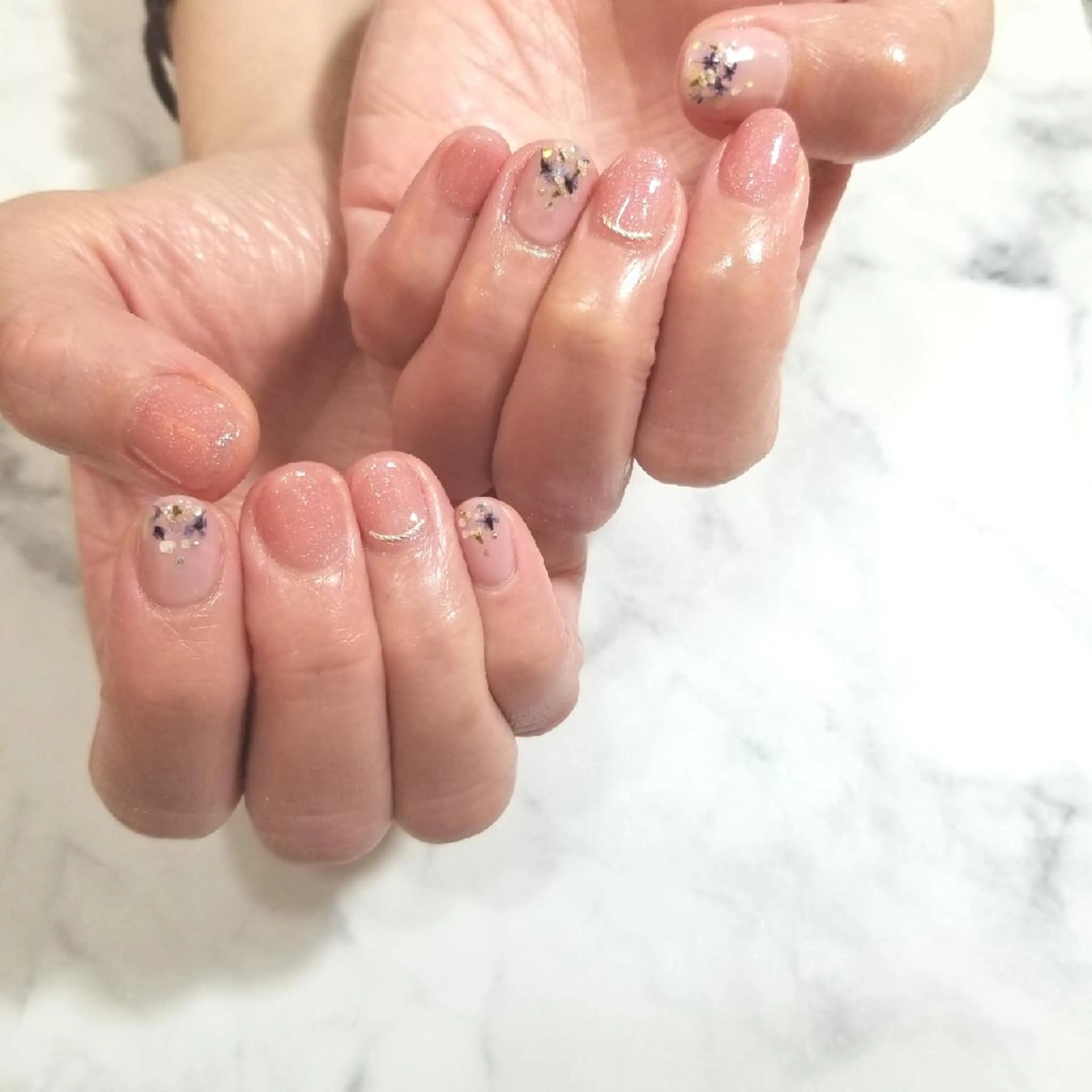 ネイル フラワーネイル 春ネイル ハンドネイル nailatelier nijiiro.所属・nijiiro🌈 サトウのネイルデザイン