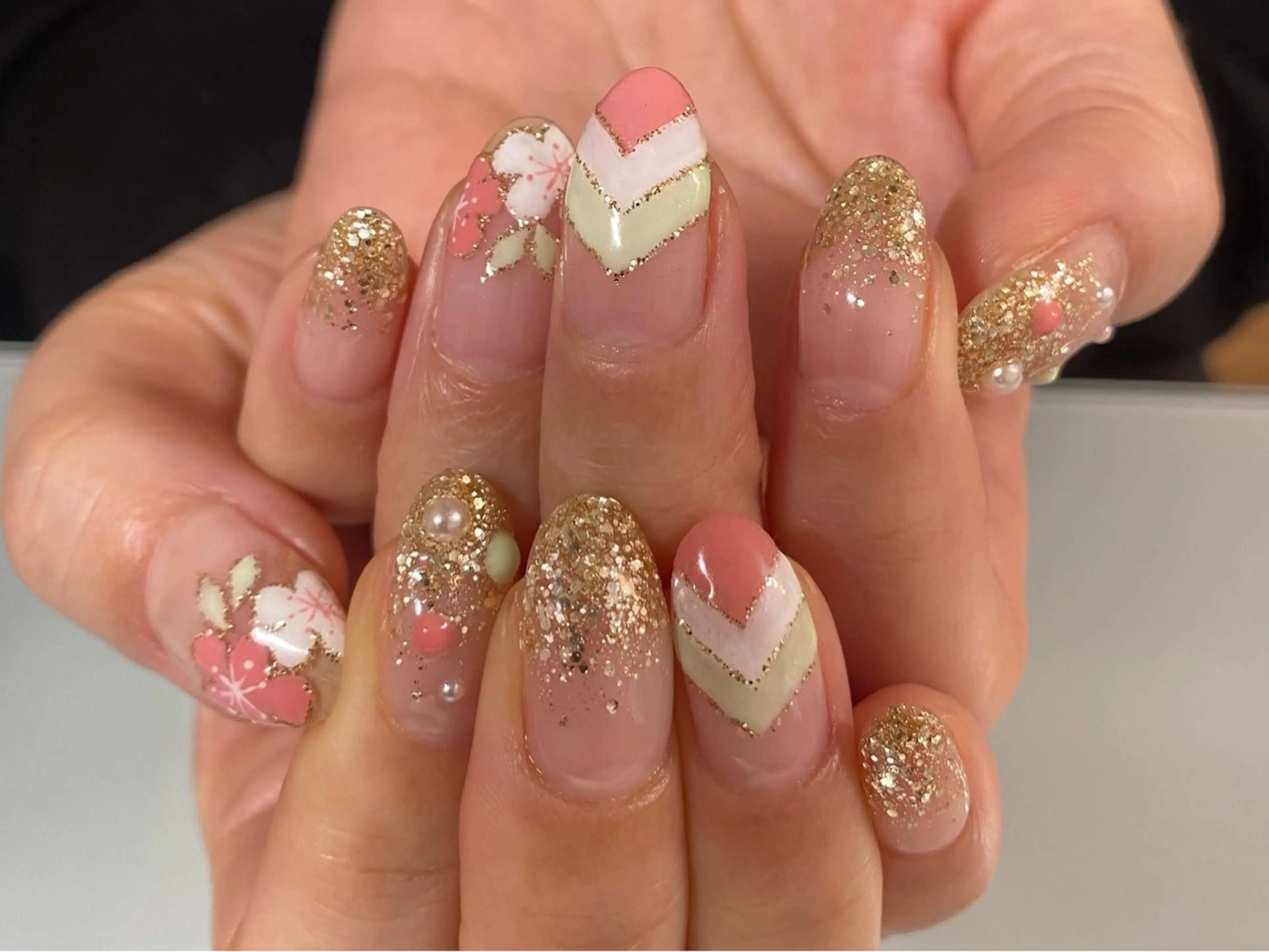 ネイル ハンドネイル Nailist Yasucoのネイルデザイン