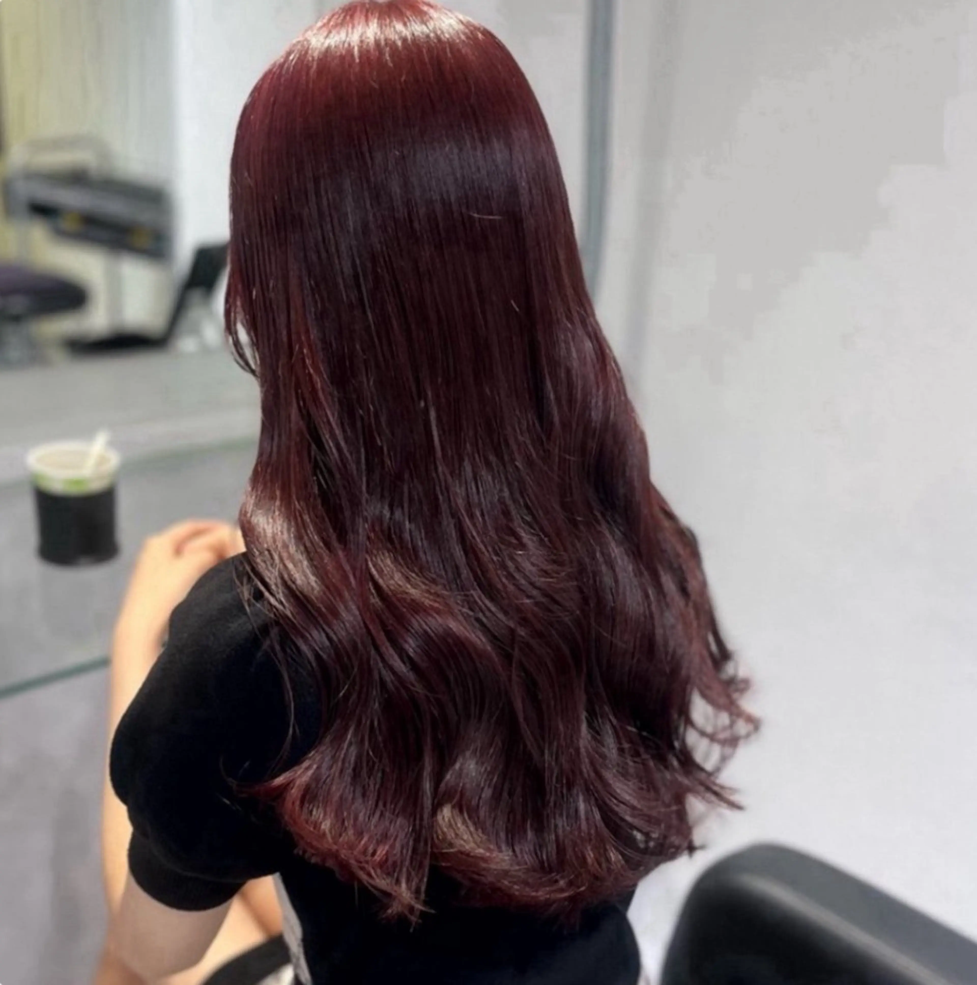 ロング カラー 🫧うる艶トレンド 🫧透明感カラーのヘアスタイル